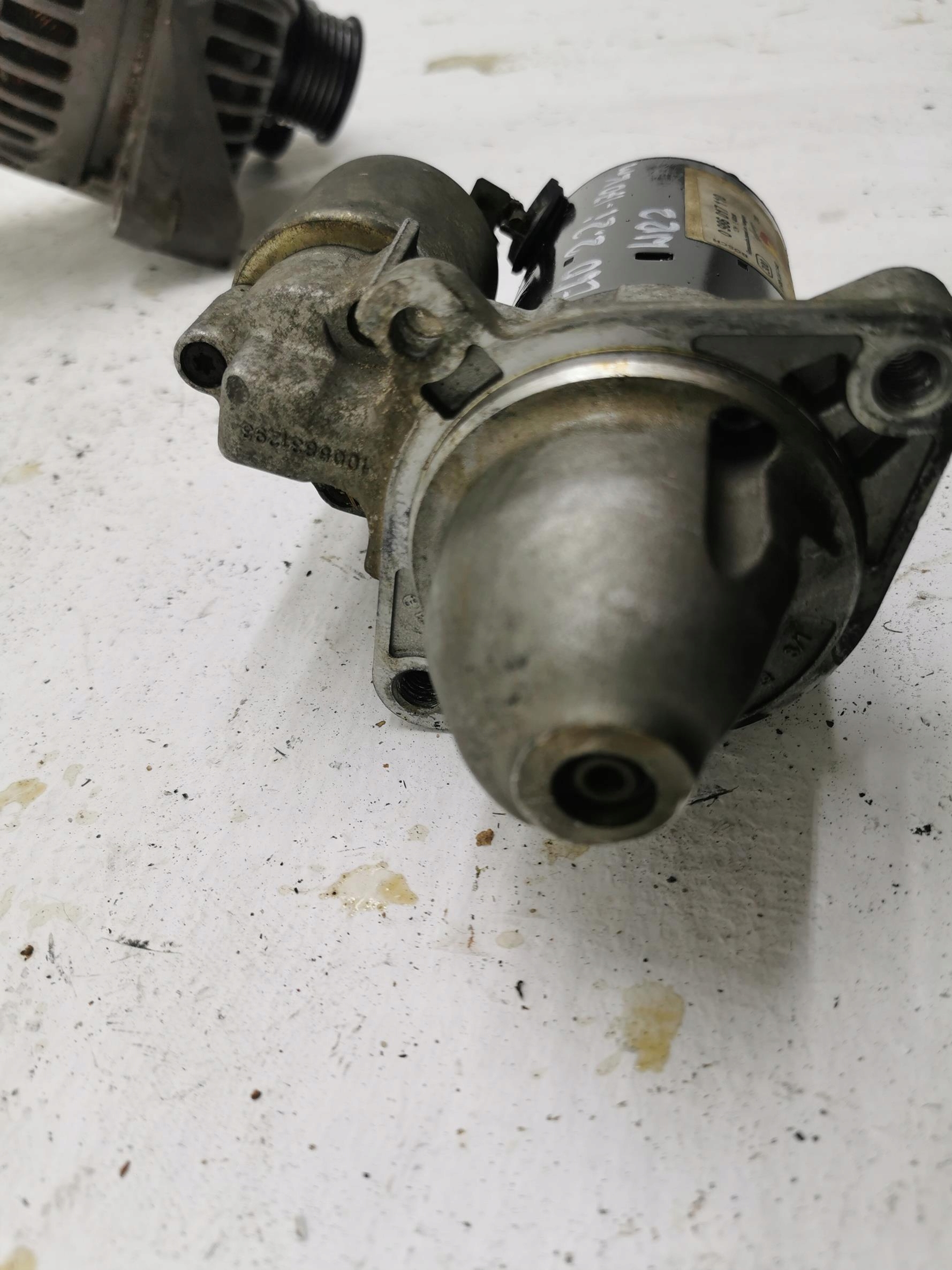 startér MOTORU BMW SERIA 5 E60 E61 0986017110