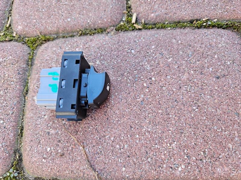 switch switch of the window regulation PROACE CITY Berlingo Rifter Combo E