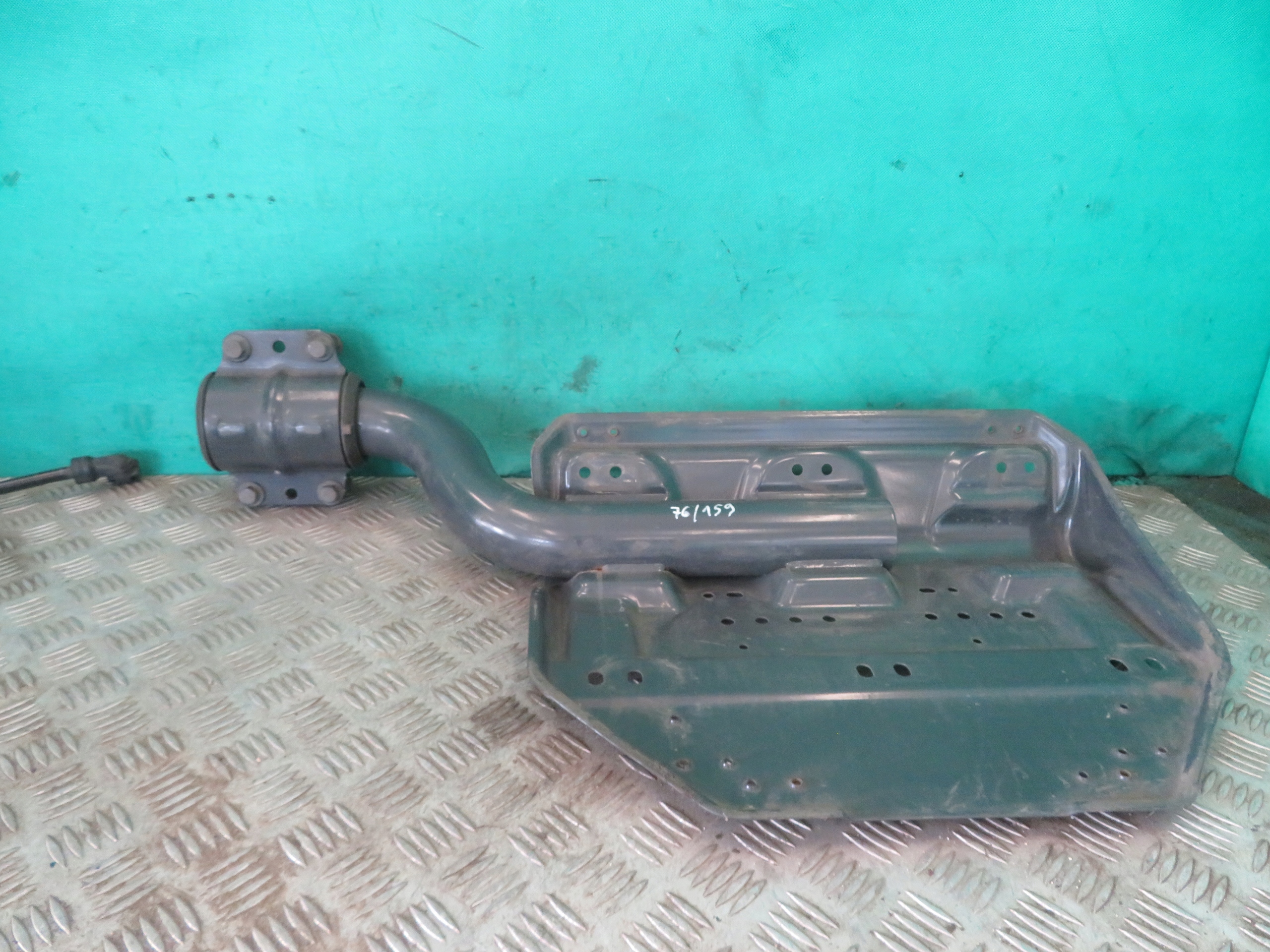Console Support plaque Aile Gauche Arrière SCANIA G410 23R