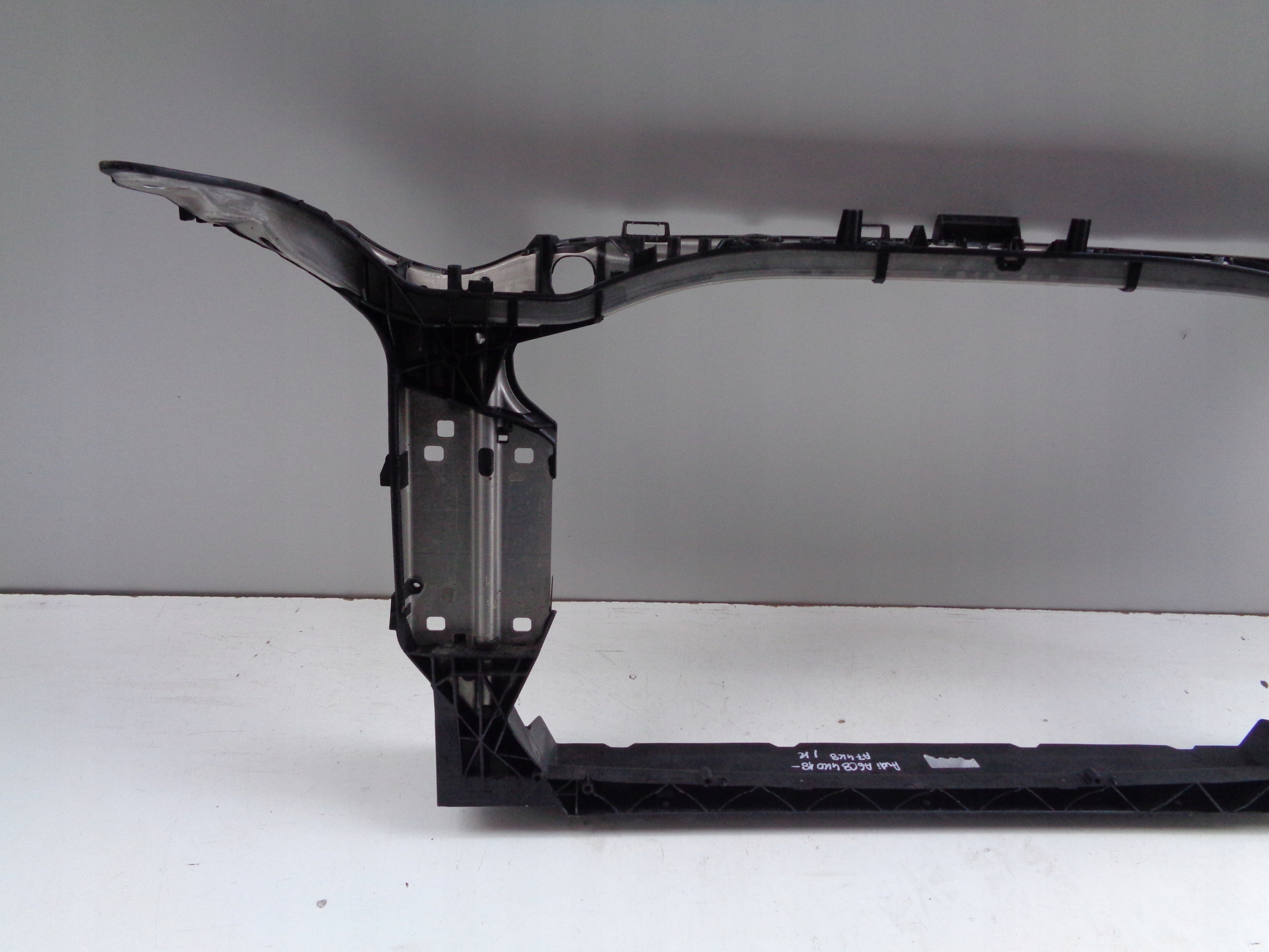bar, wall front AUDI A6 C8 4K 4K0 A7 4K8 18