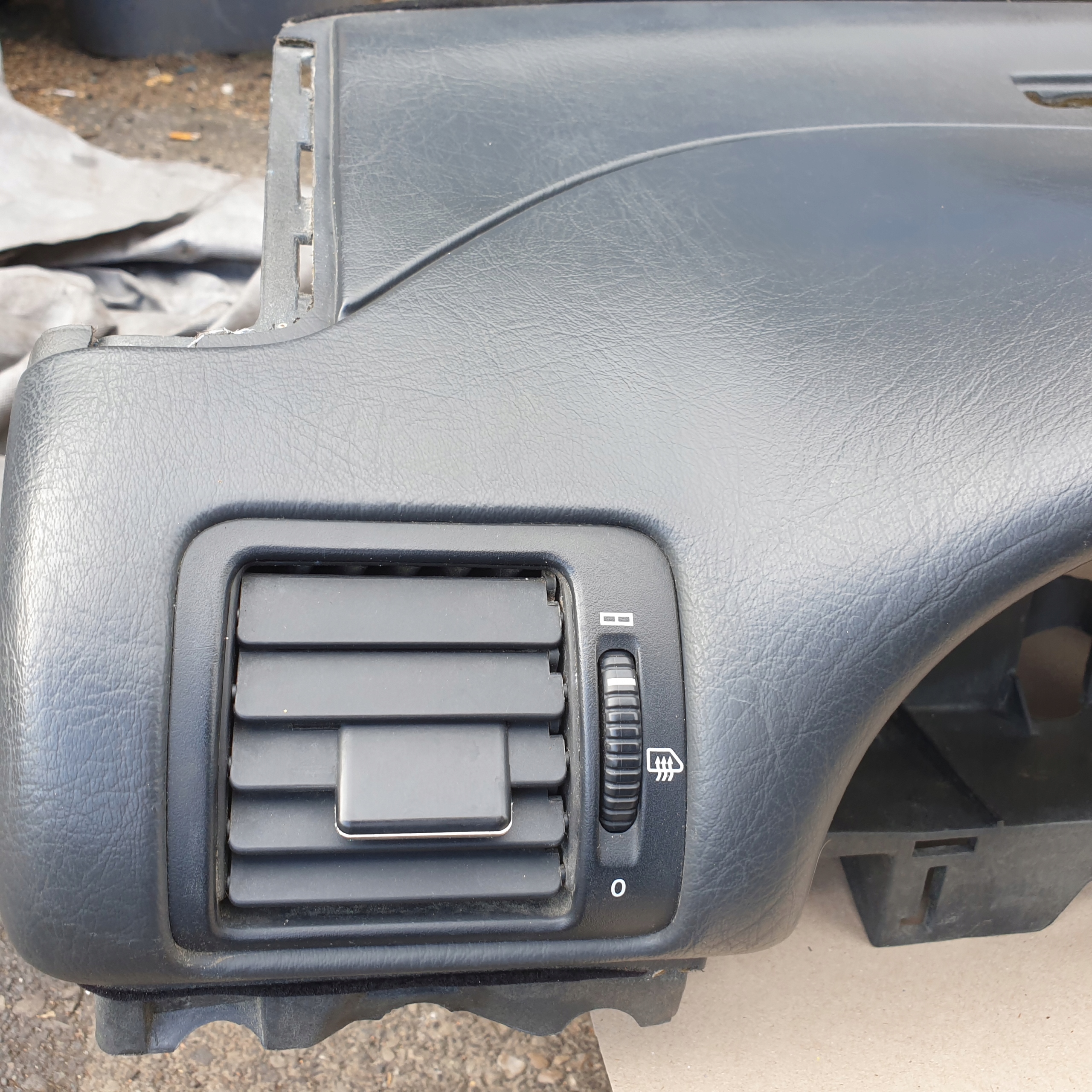 console dashboard instrument panel cockpit MERCEDES ML W163 OE EUROPA
