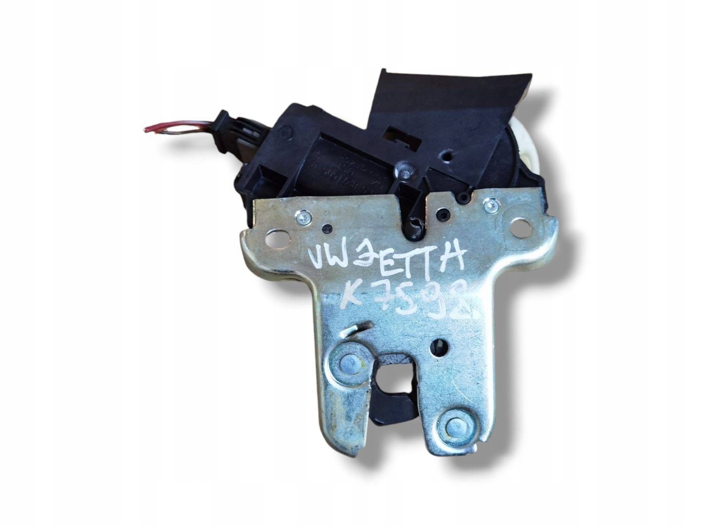 lock bonnet boot Volkswagen Jetta 5 2007 4F5827505D