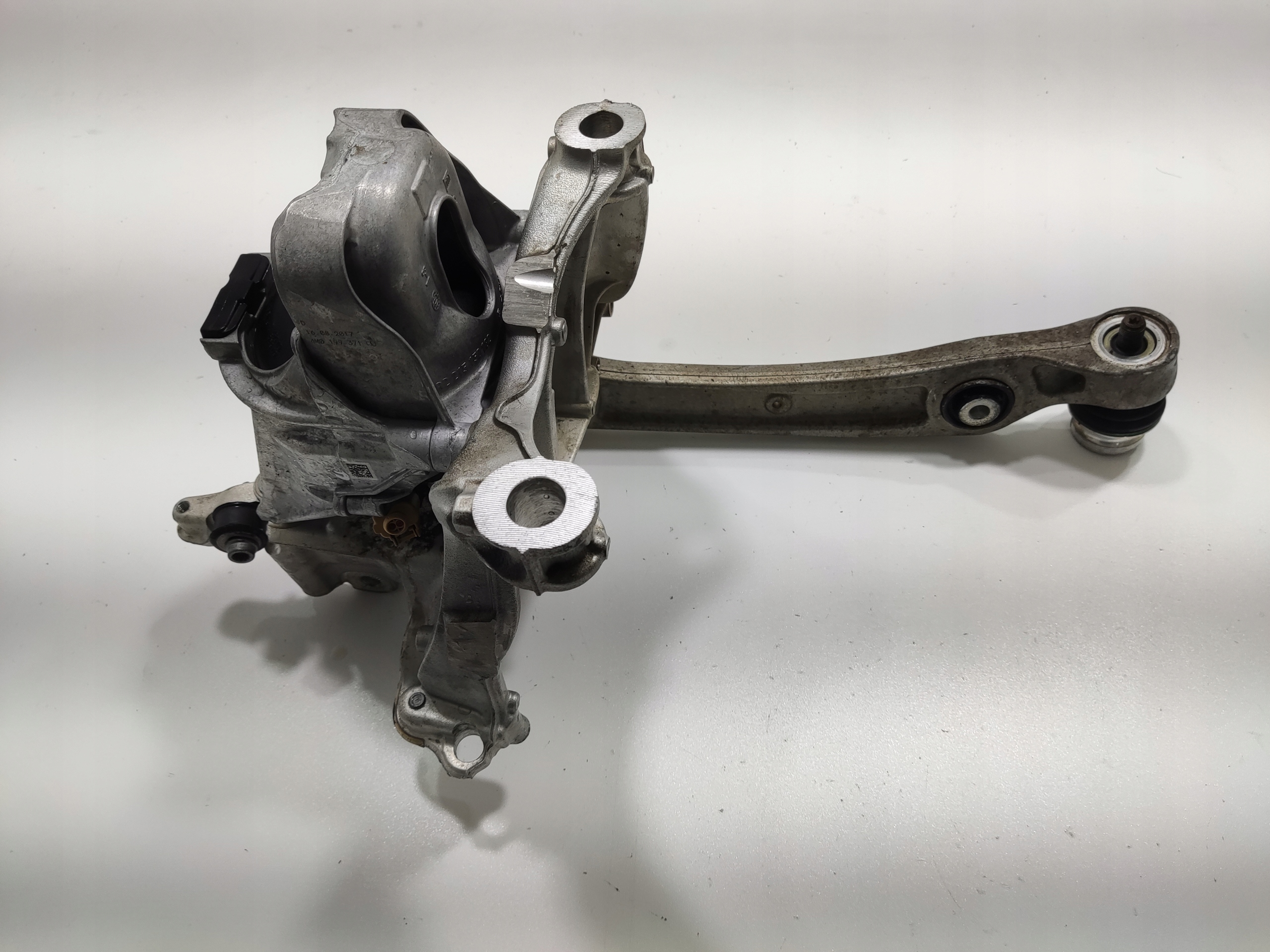 holder engine mount left AUDI Q5 II 80A 2.0 TDI 2016-2020 4M0199371FJ