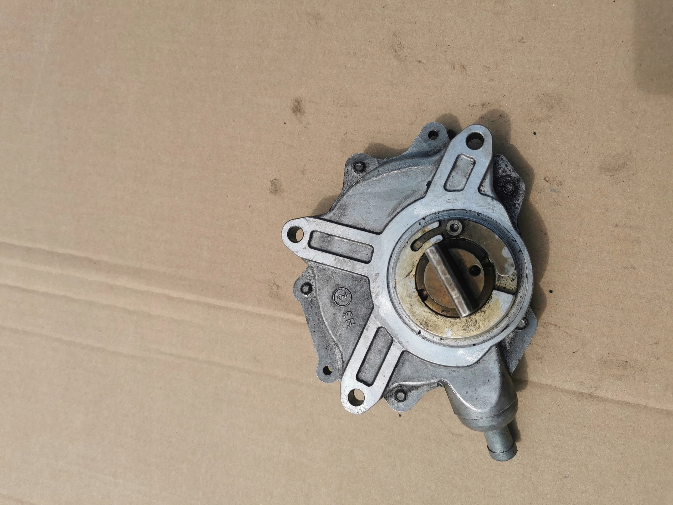 BMW E92 E90 E60 E46 E87 1166-7502656-05 7542498 68739010 WACUM VACUM Pompa