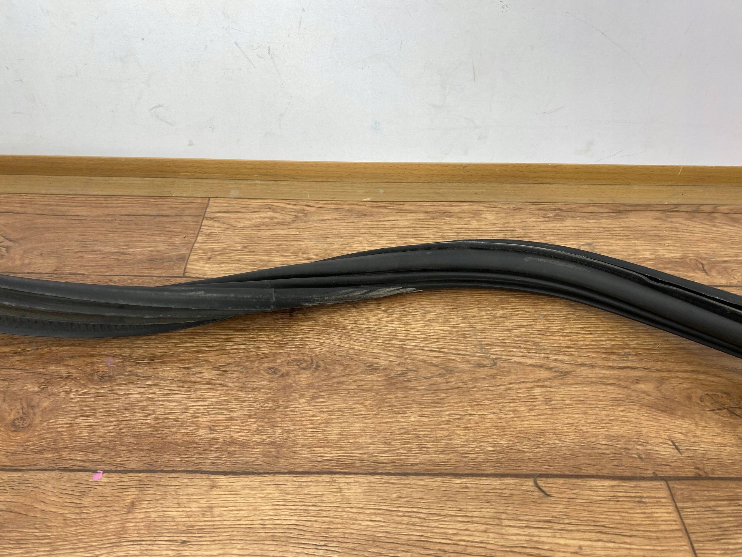 gasket bonnet boot Ford Escape IV Kuga MK3 2020+