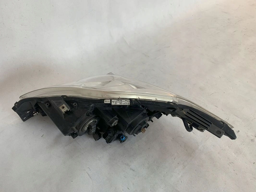 Mazda 5 V 05-08r Reflektor right light right K2442C235-51030 08.24