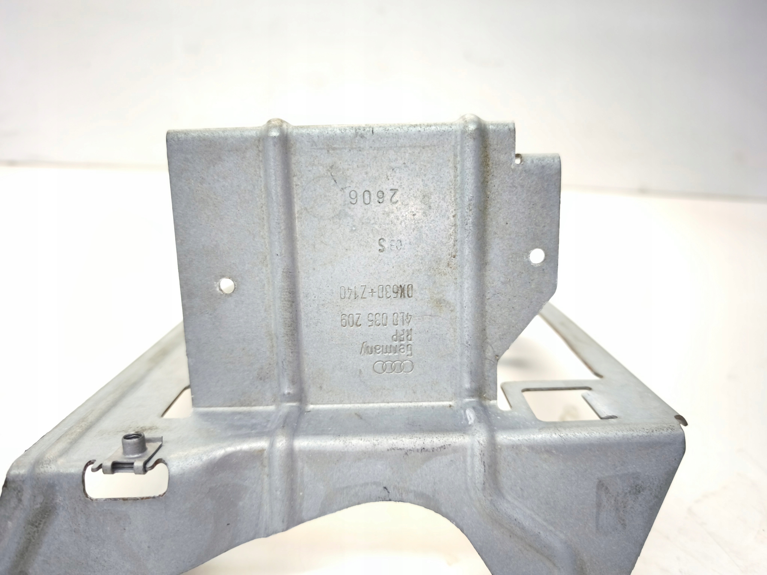 bracket holder STEROWNIKA right rear part AUDI Q7 4L 4L0035209