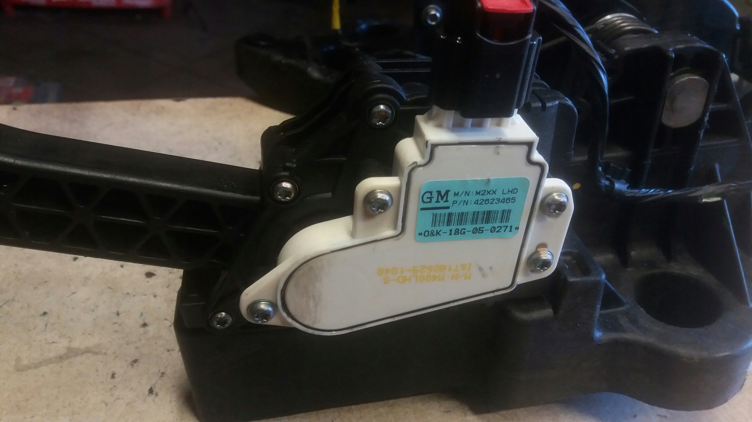 OPEL KARL 2018R ПЕДАЛЬ АКСЕЛЕРАТОРА 42623465