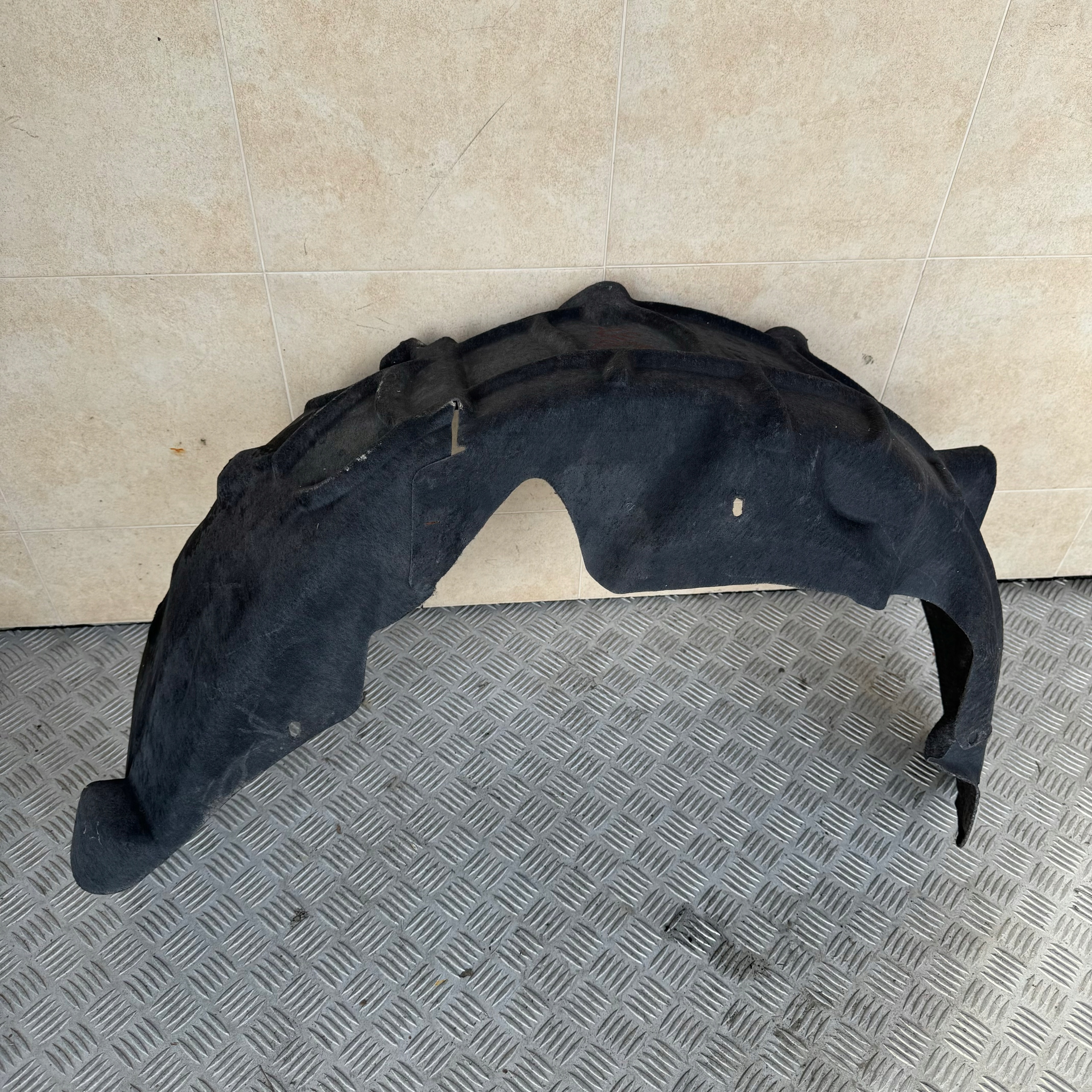 mudguard rear. right JAGUAR XE