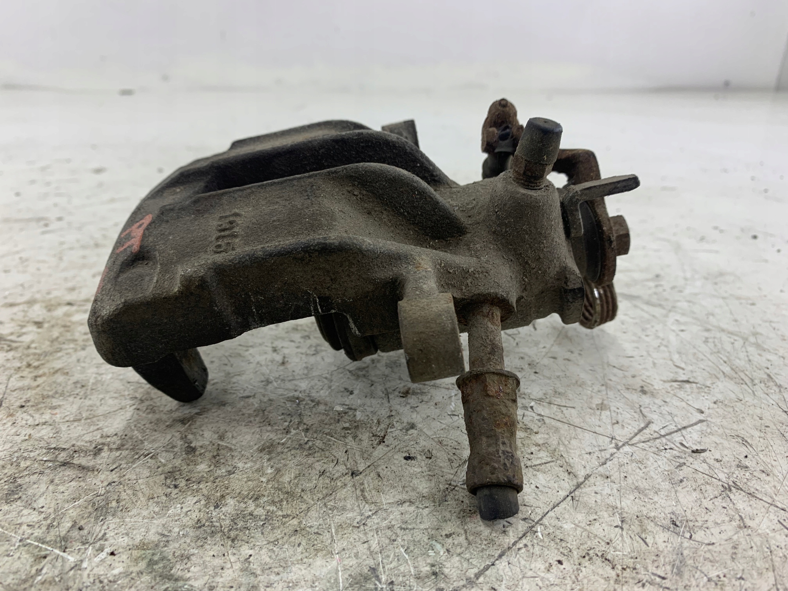 VW SHARAN and caliper brake right rear part