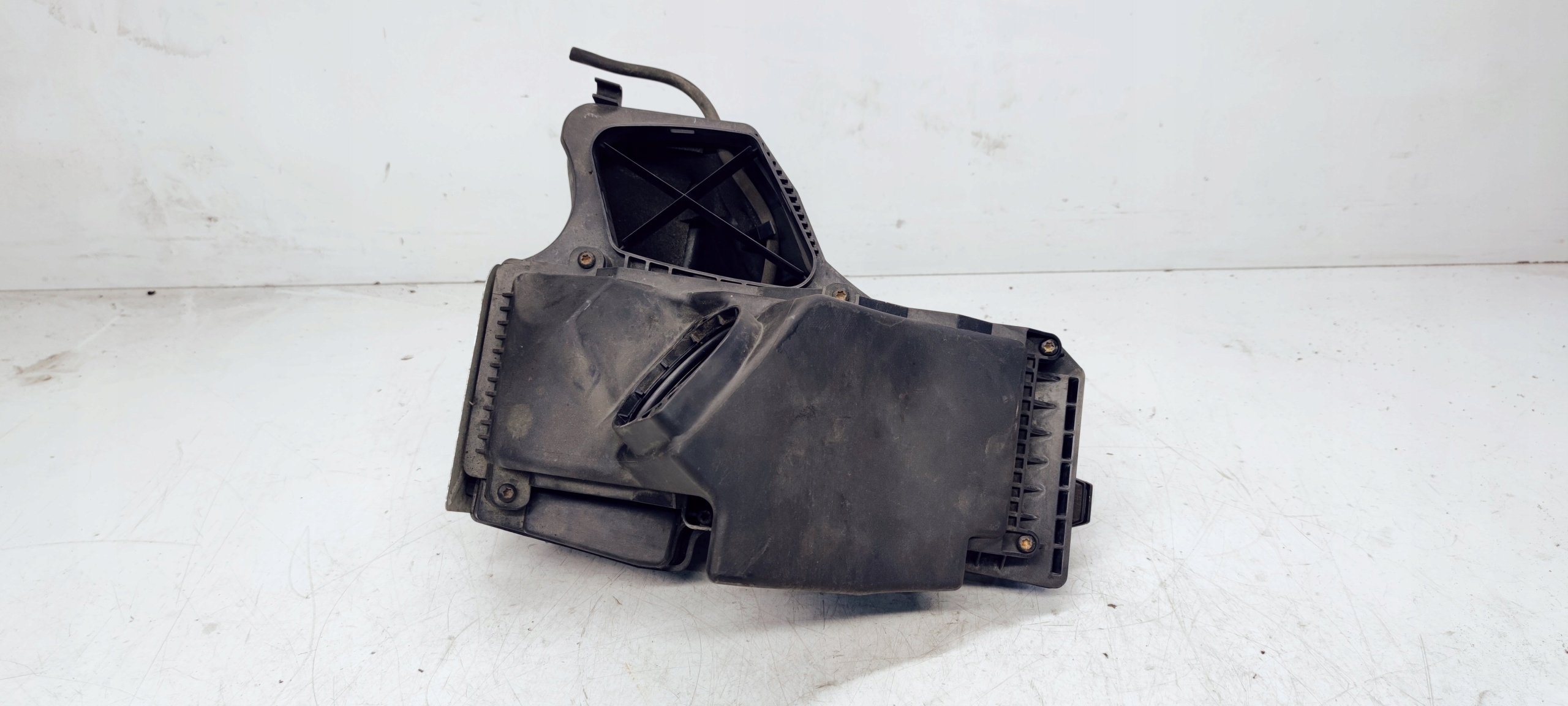 Gehäuse filter luft AUDI A4 B8 A5 8K0133835AD