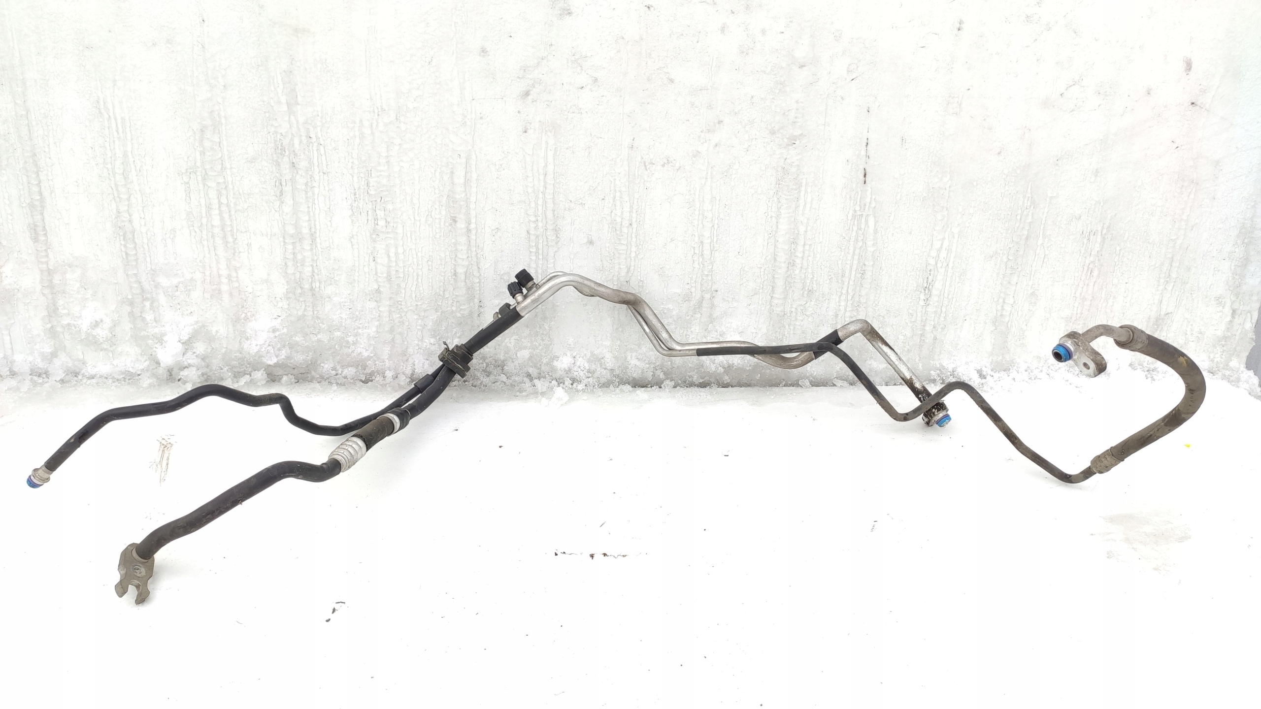 4F0260712R - AUDI A6 C6 3.2 FSI шланг кондиционера EU