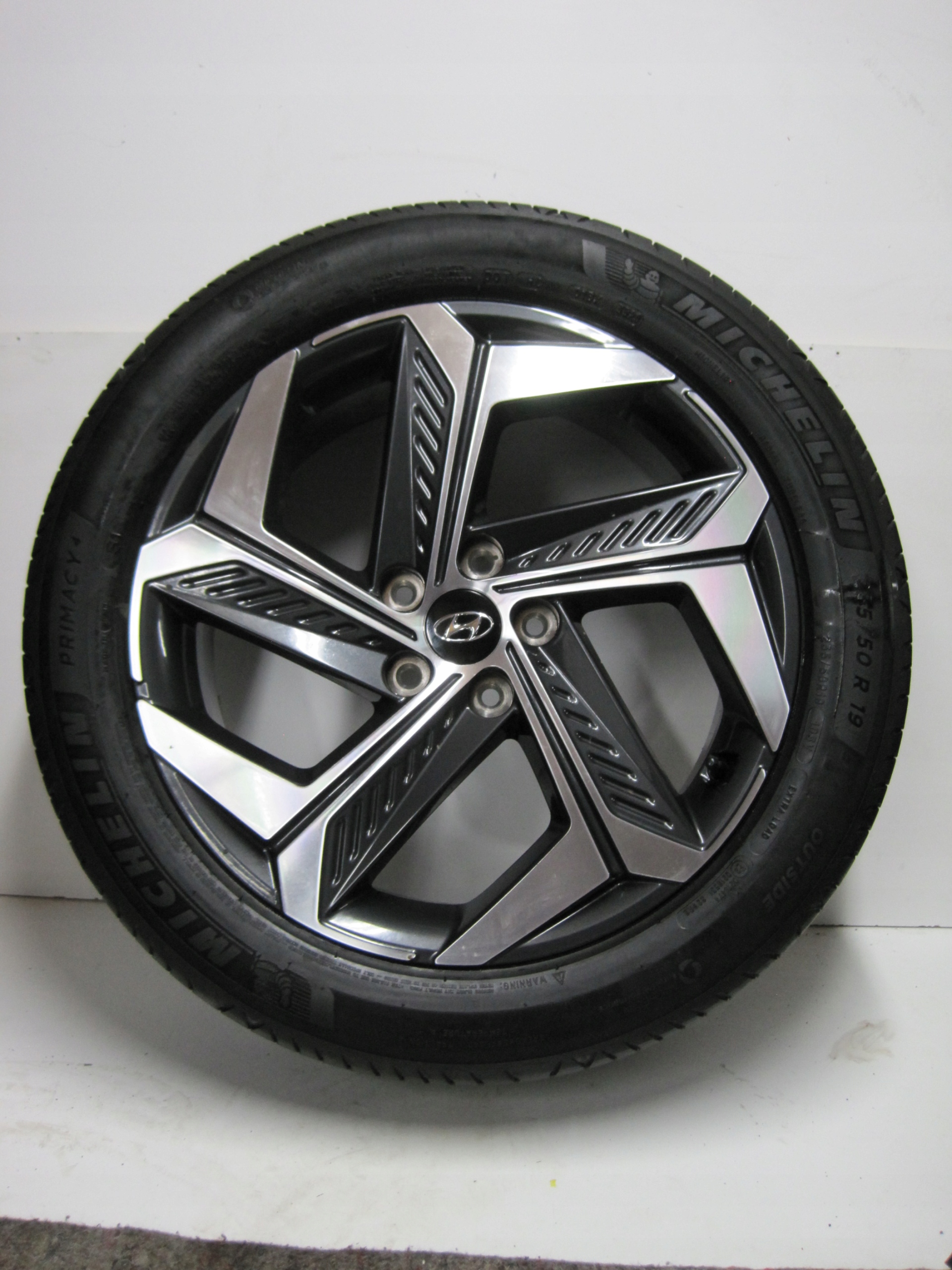 wheels discs tyres HYUNDAI TUCSON IV 4 R19