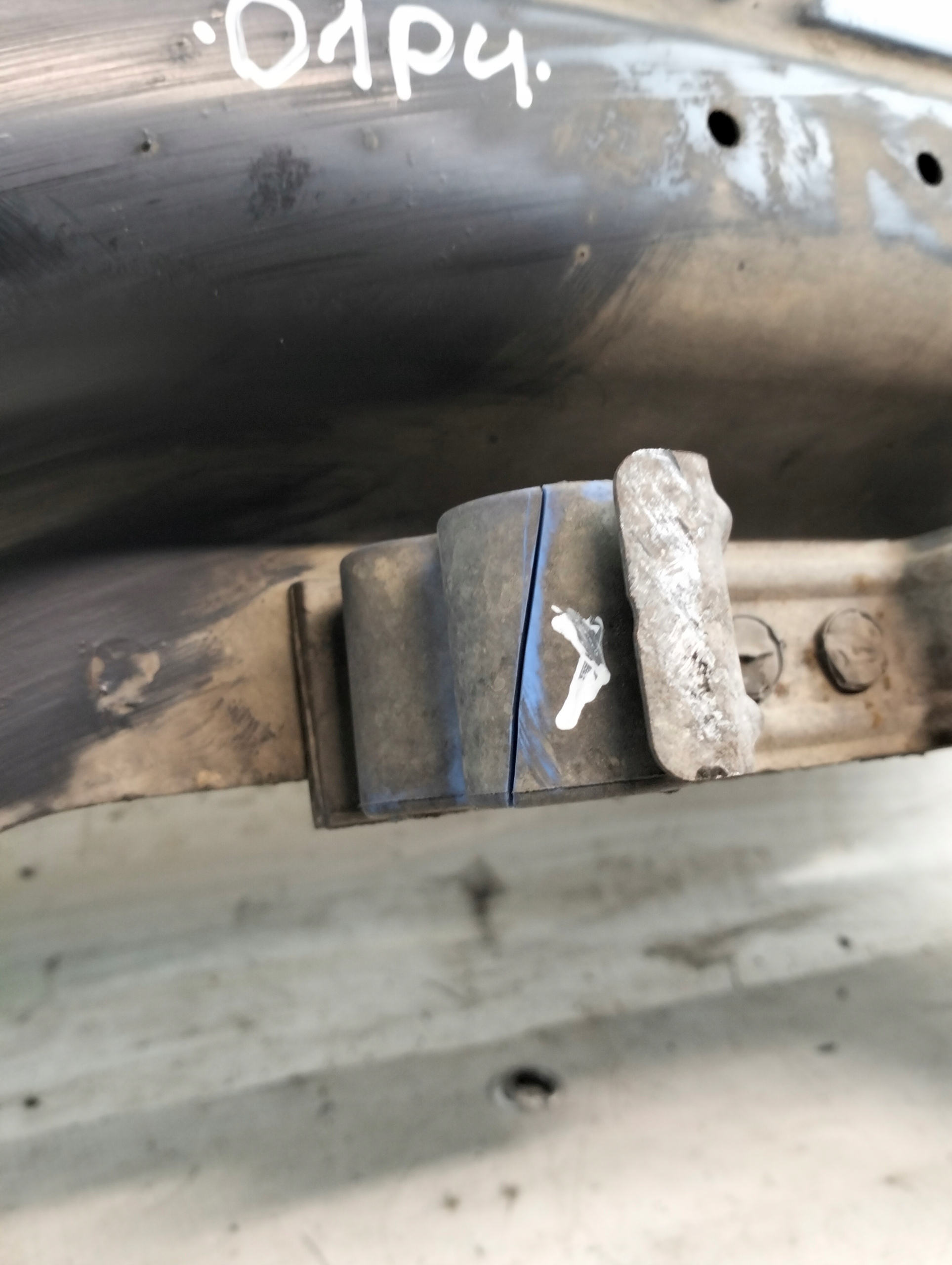 axle beam axle beam front front PEUGEOT 308 1.6 VTI 2009r