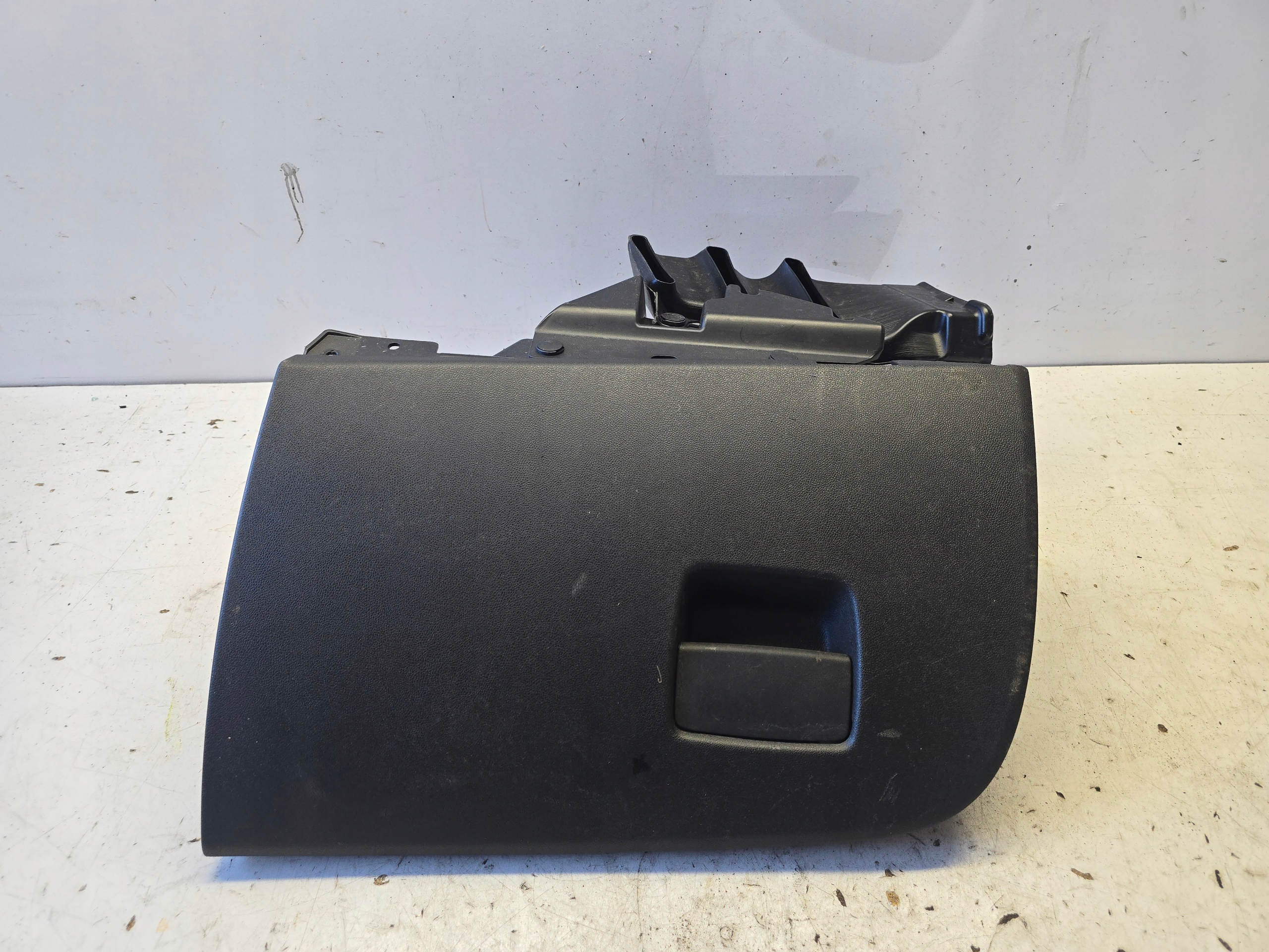 OPEL CROSSLAND X Handschuhfach des Beifahrers