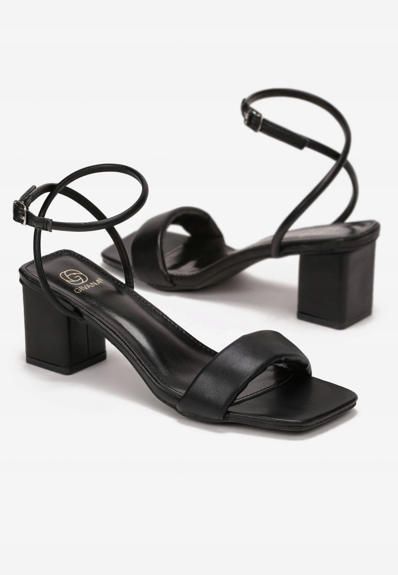 

Born2Be Czarne Sandały damskie 38 Casual