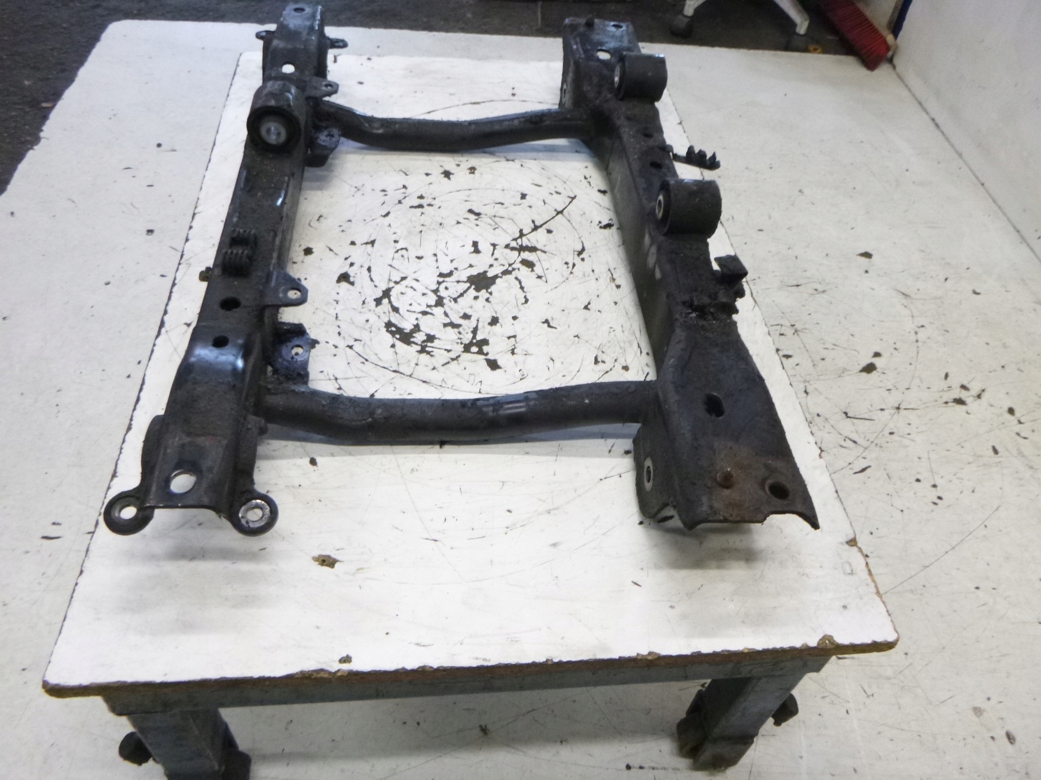axle beam lawa front Mercedes W163 4.3 2001r.