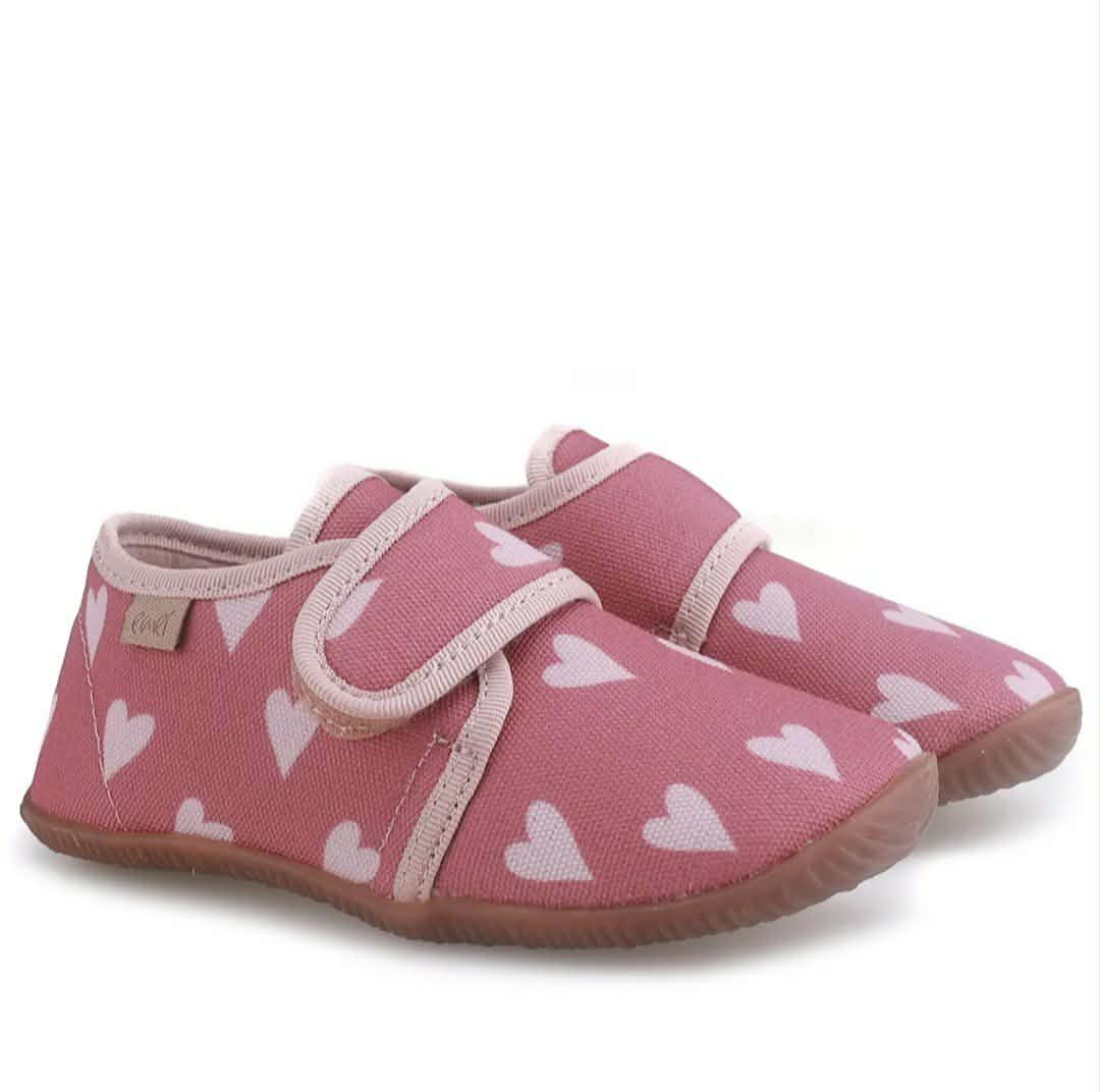 Emel EK5000B-13 Pantofle Kapcie Barefoot Serduszka r.24
