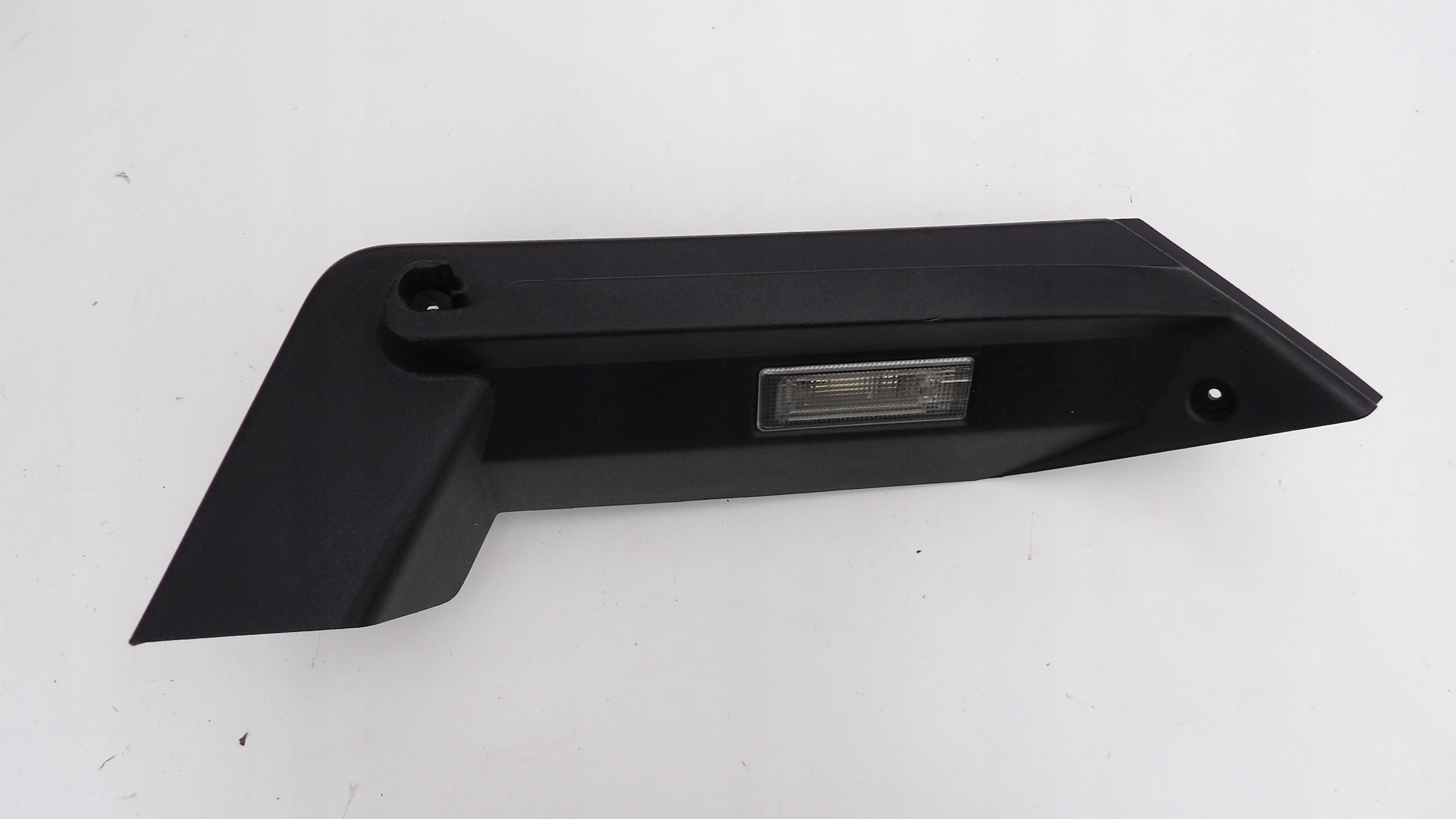 SEAT LEON 2 II plastic boot plato right