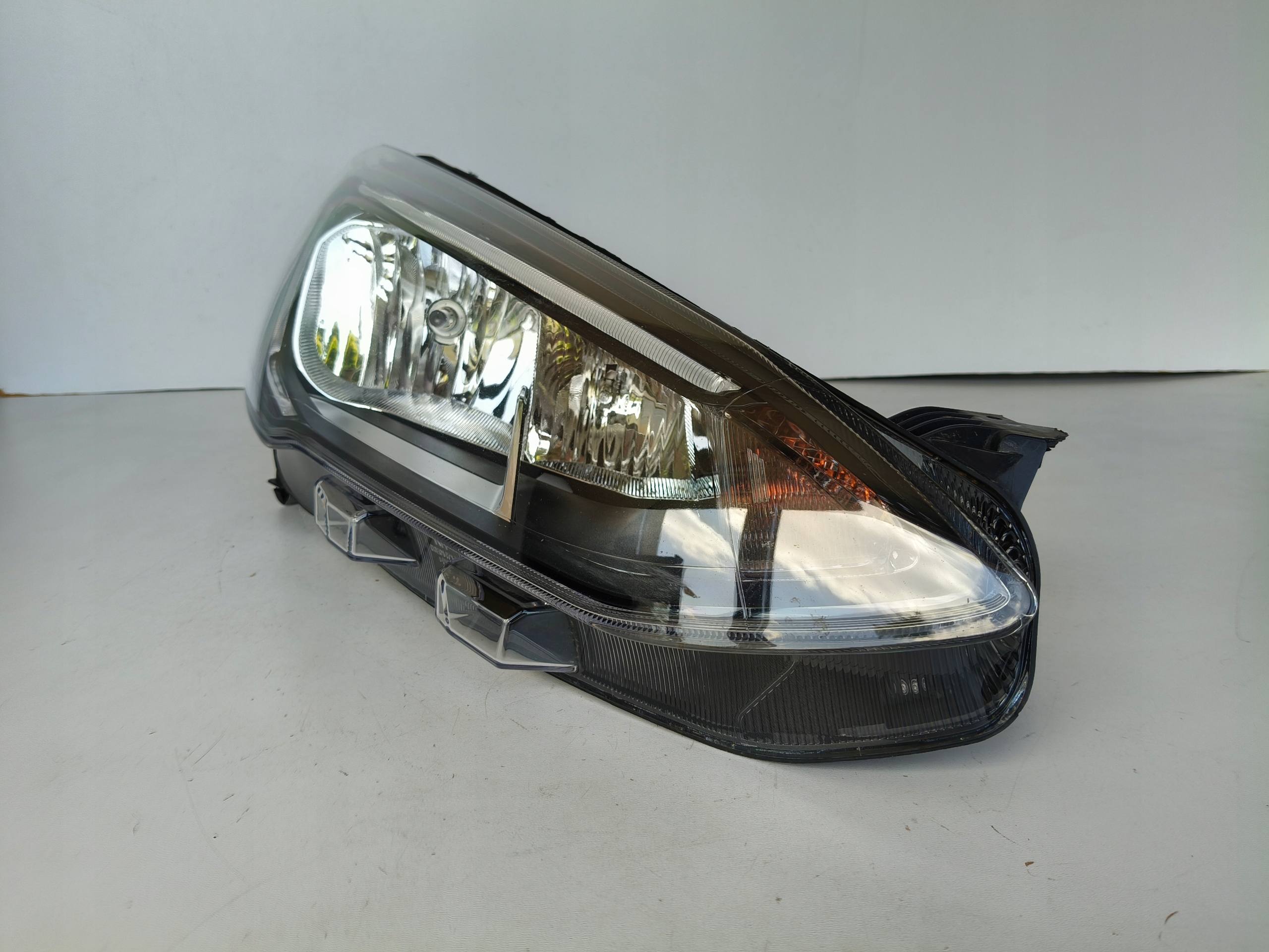 Licht rechts REFLEKTOR FORD FOCUS MK4 18- LED