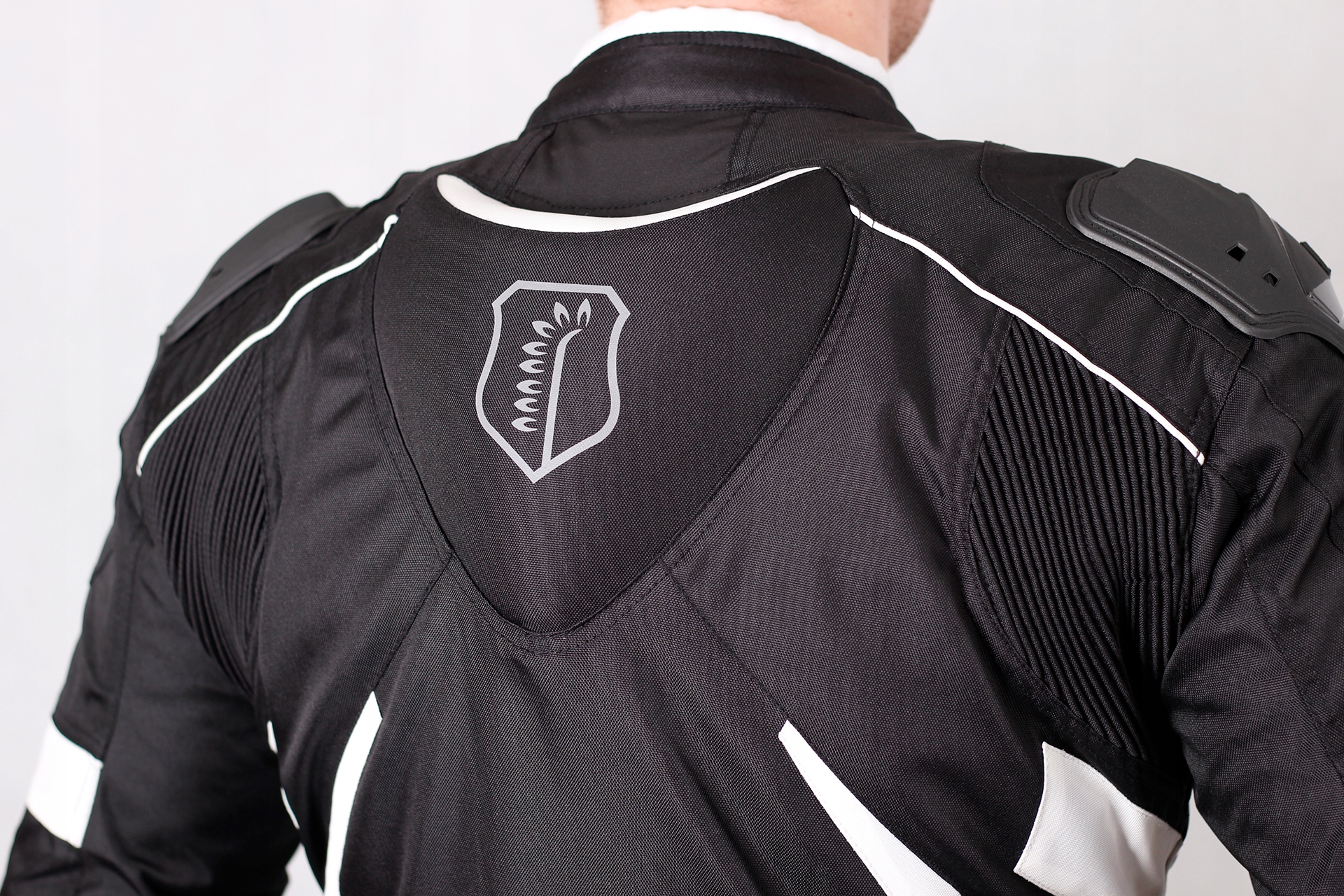 KURTKA MOTOCYKLOWA Z GARBEM HUSAR RAPID GP white Obwód w pasie 104-112 cm