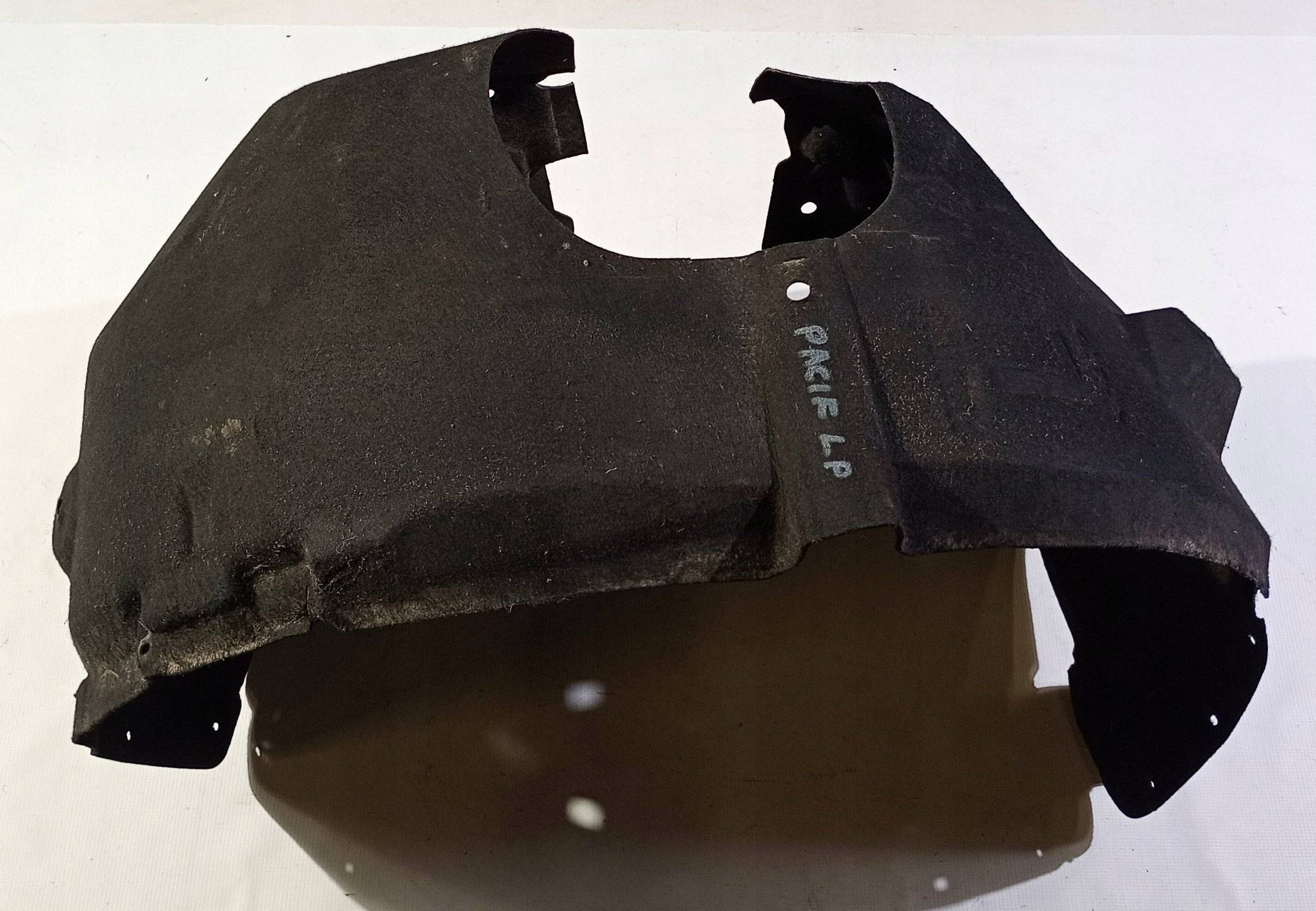 mudguard cover left front front left Chrysler Pacifica 2017