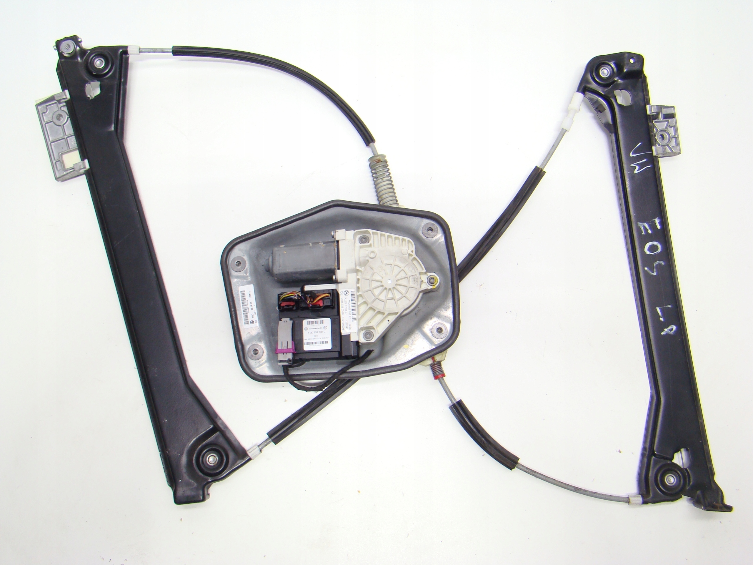 VW EOS - PODNOŚNIK LEWY PRZÓD 1Q2837401Q 1Q0959792C 1Q0959702C