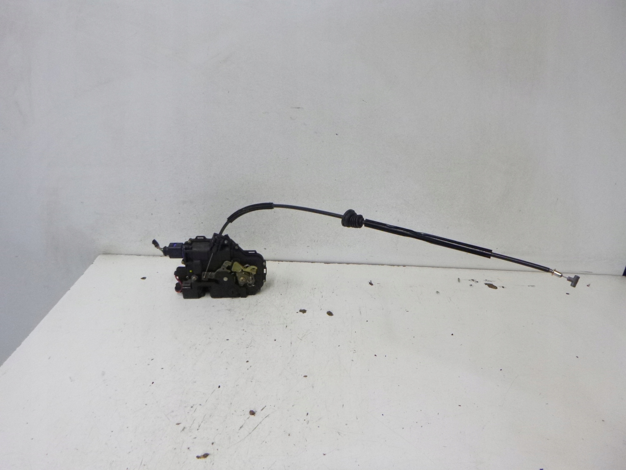 lock door rear part right Skoda Fabia 2001 sedan