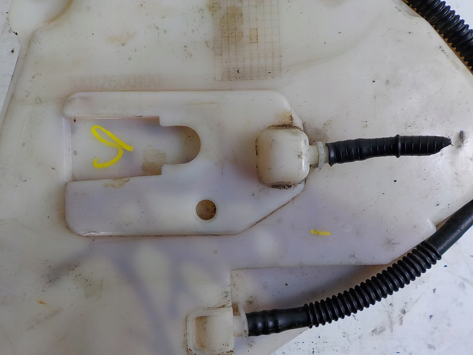 CITROEN C4 PICASSO PEUGEOT ZBIORNIK PLYNU DPF FAP Weight with packaging 2 kg