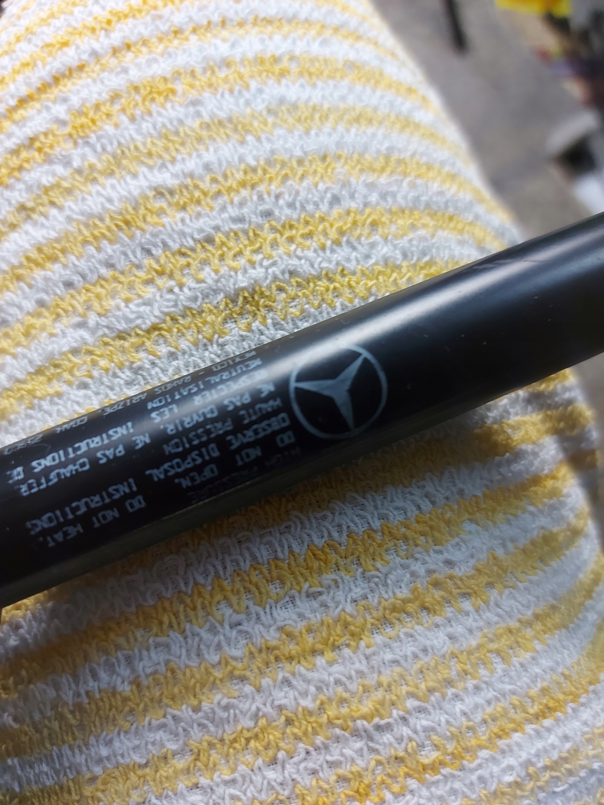 damper telescope bonnets front left MERCEDES R W251 OE