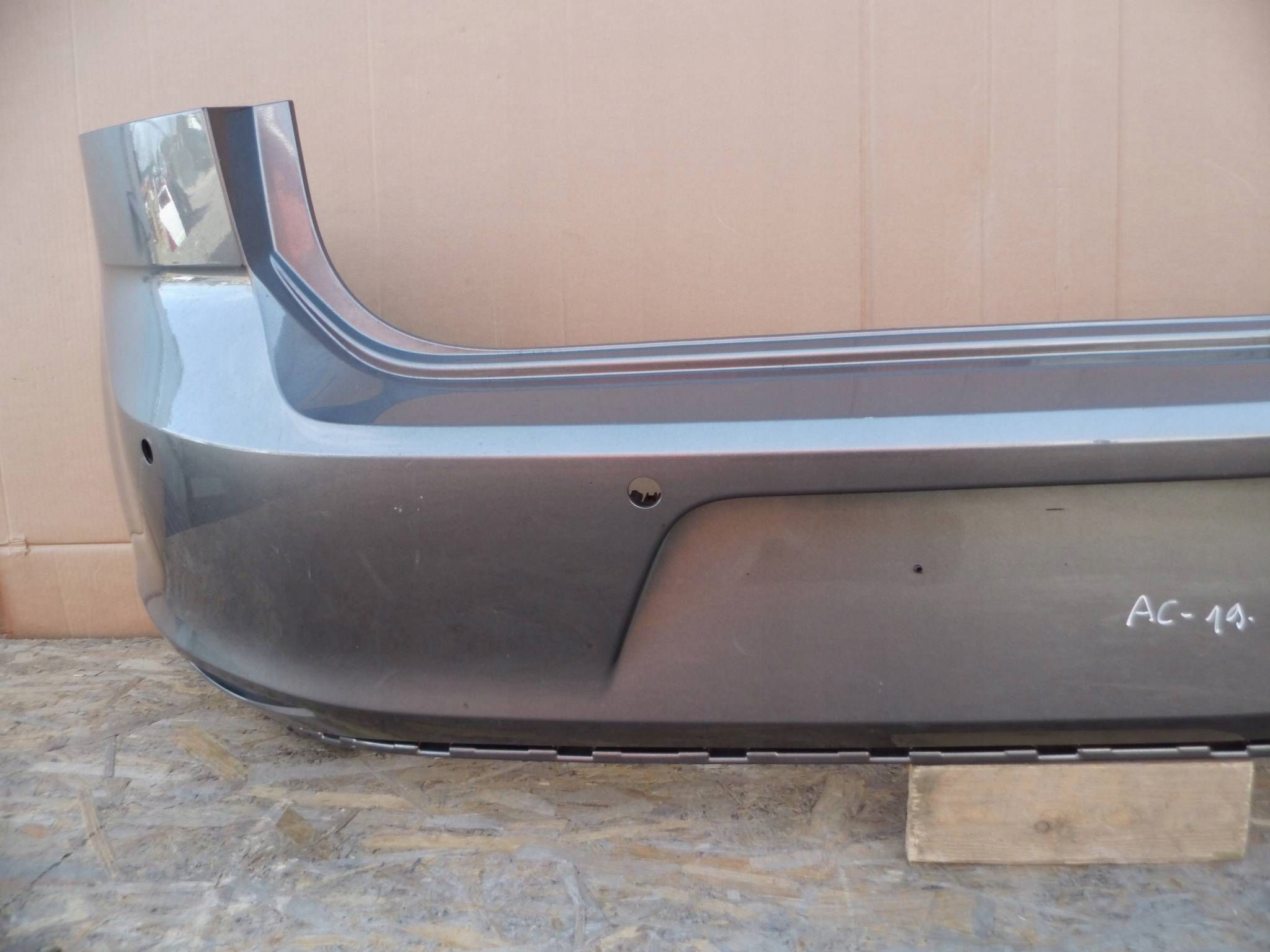 Volkswagen Golf VII 2012+ HB Stoßstange hinten heck