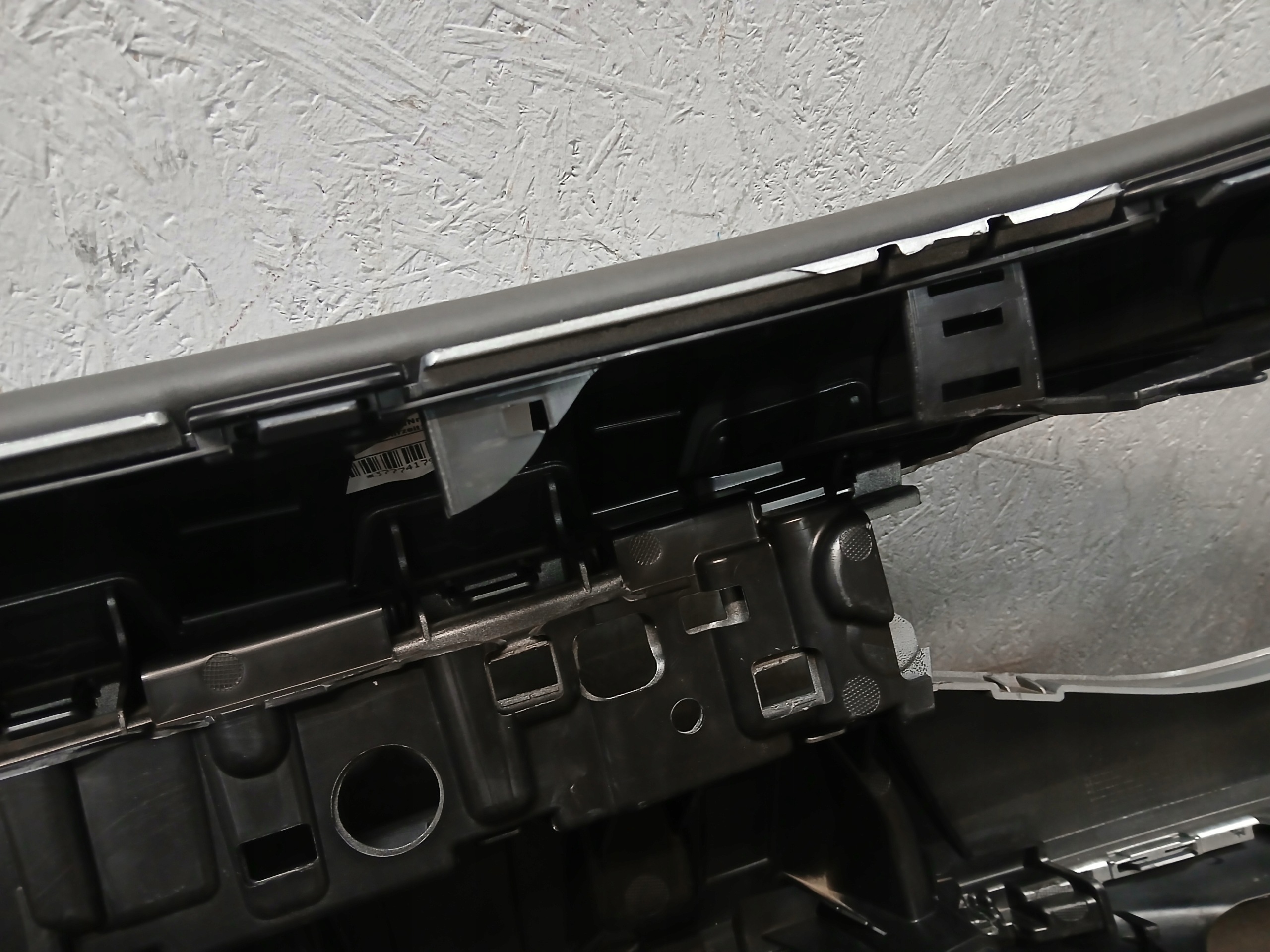 bumper front VW TAYRON R LINE 57L