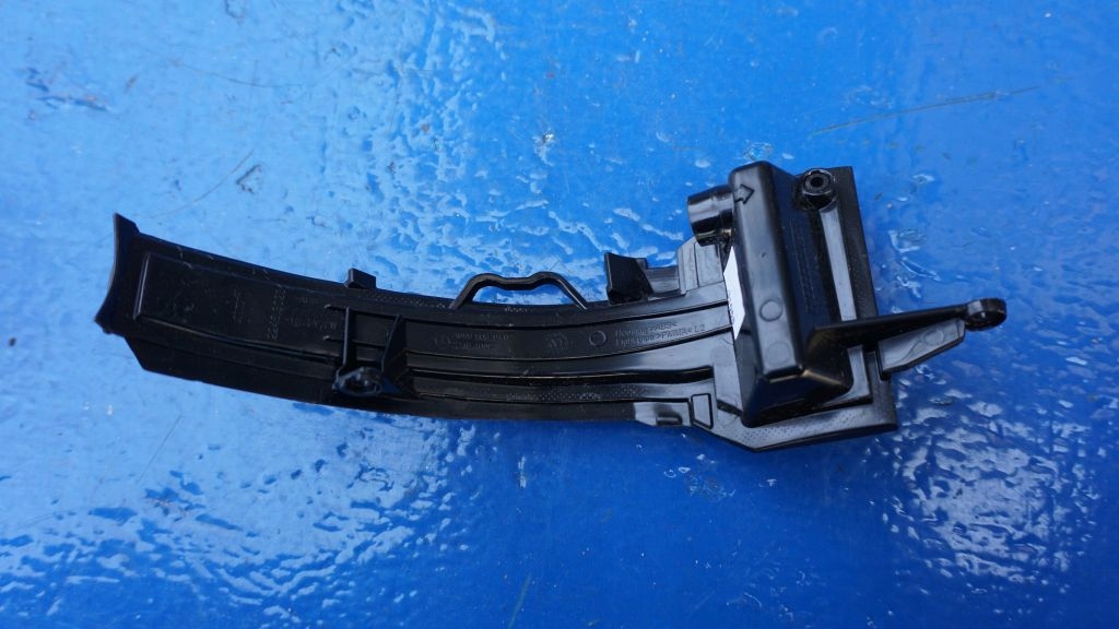 MERCEDES W A 177 CLA 118 - new left indicator