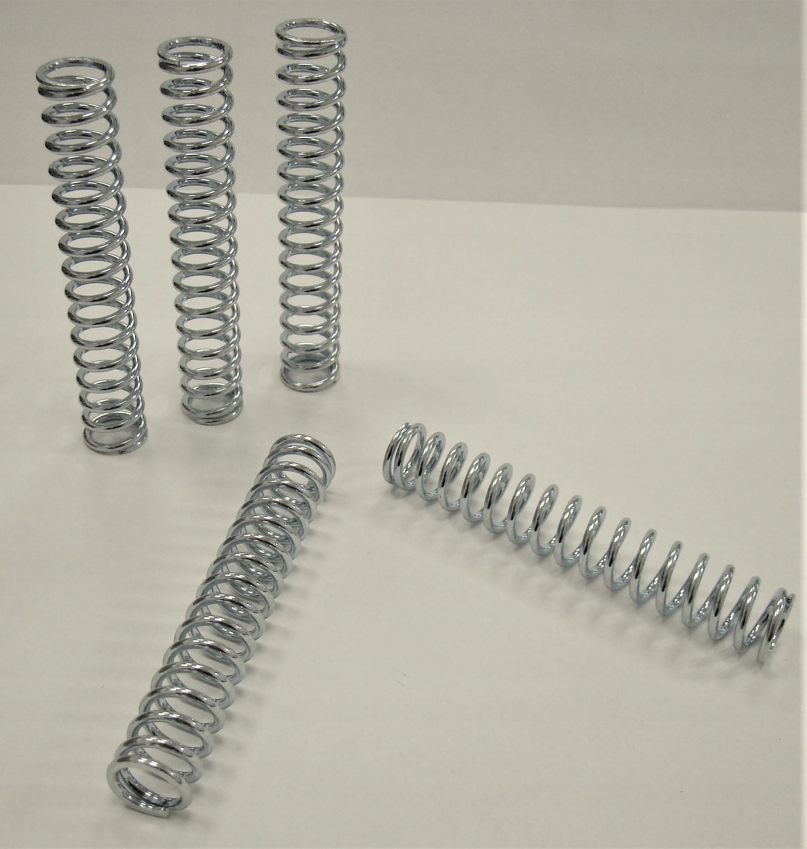 SPRĘŻYNA NACISKOWA d=1,5 * Dz=11,5 * L=68 - 5 szt. Kod producenta K/226