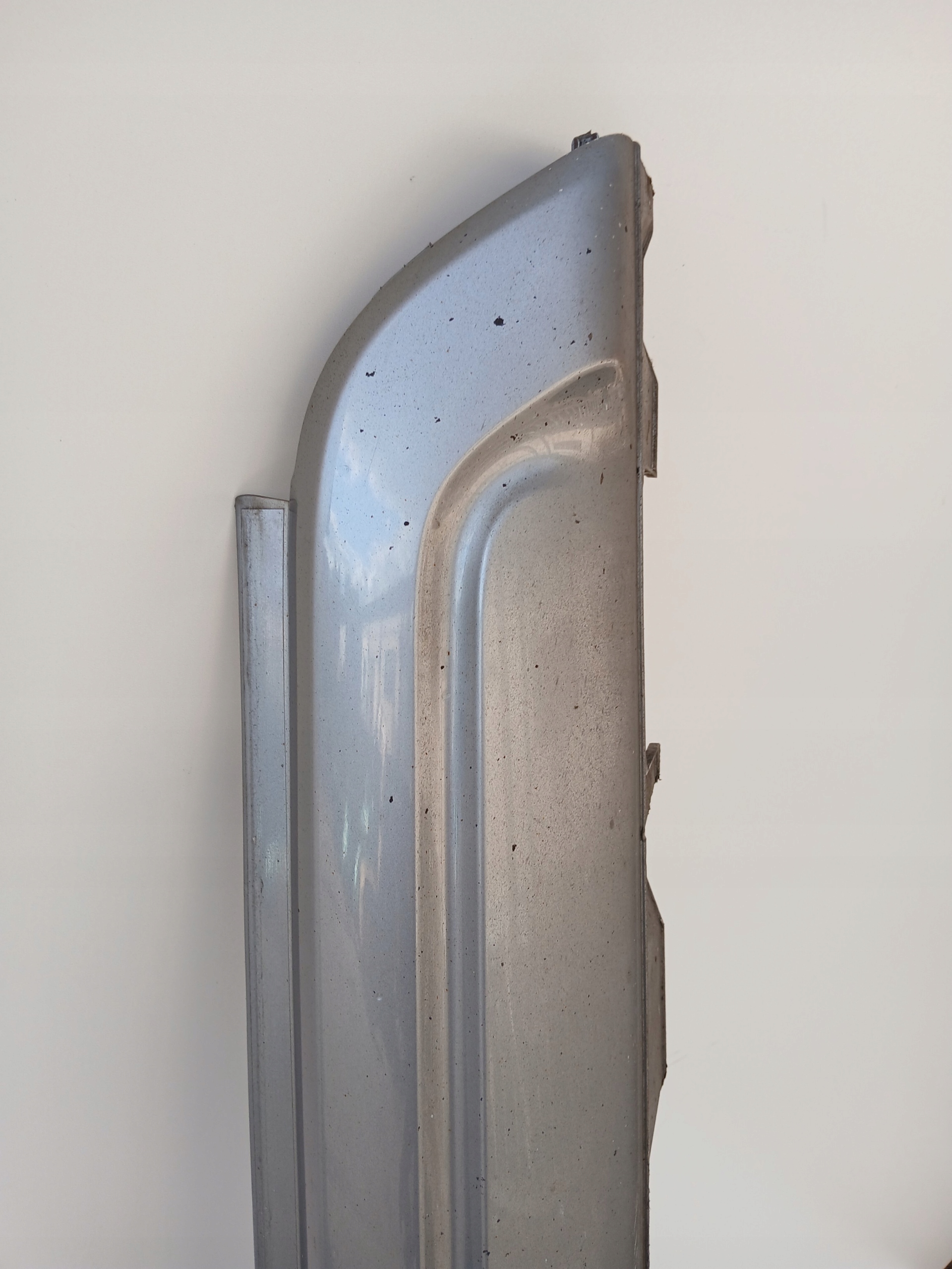 moulding threshold right BMW X3 E83 M PAKIET SILBERGRAU A08/7