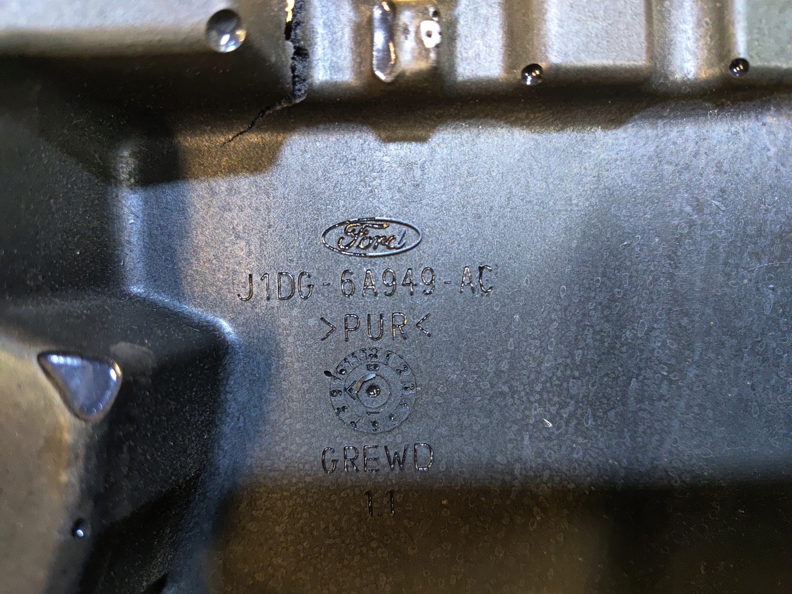 c-max MK2 РЕСТАЙЛИНГ Focus MK4 1.0 крышка Двигателя J1DG6A949AC