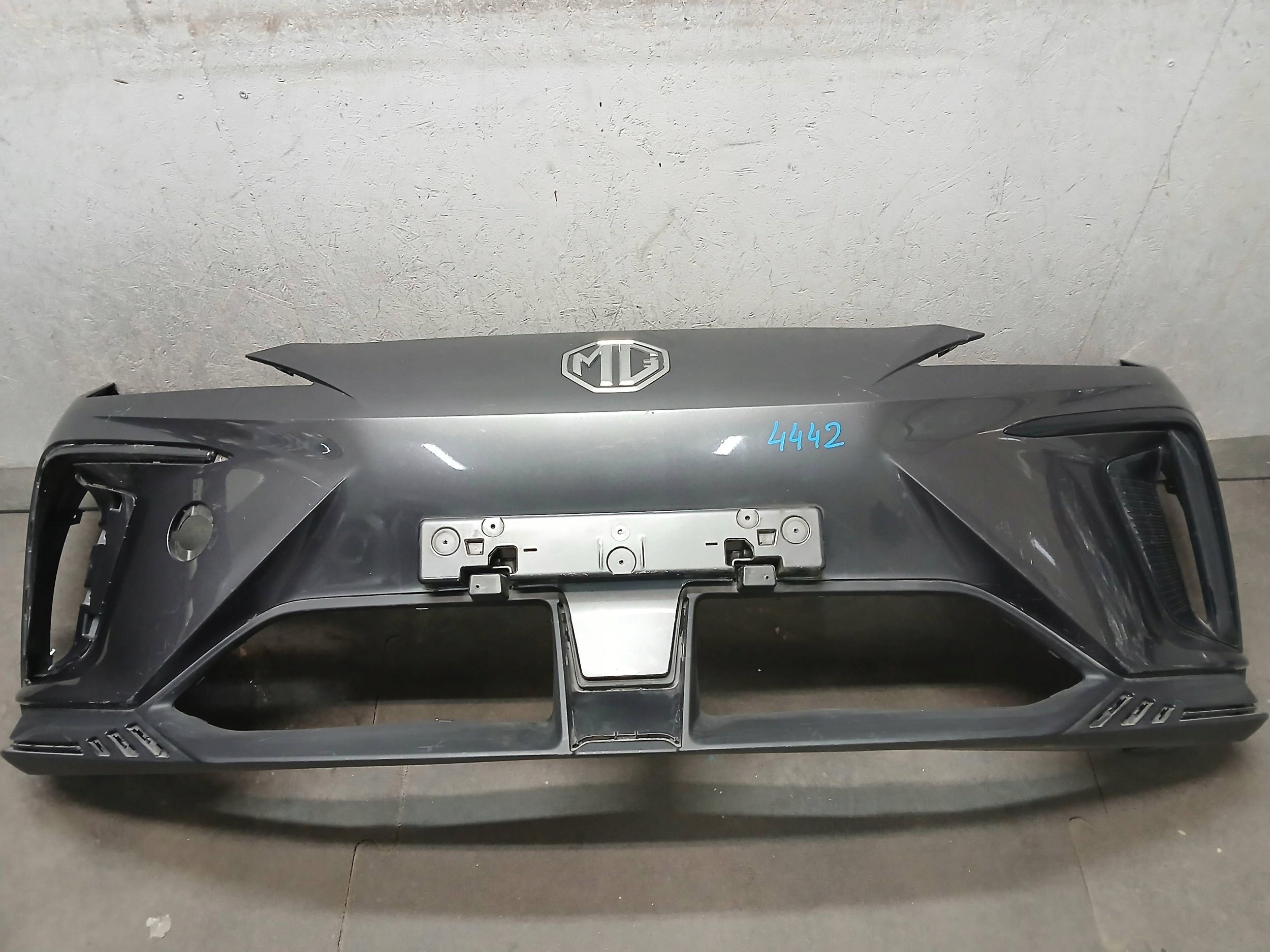 bumper front MG4 MG-4 MG 4