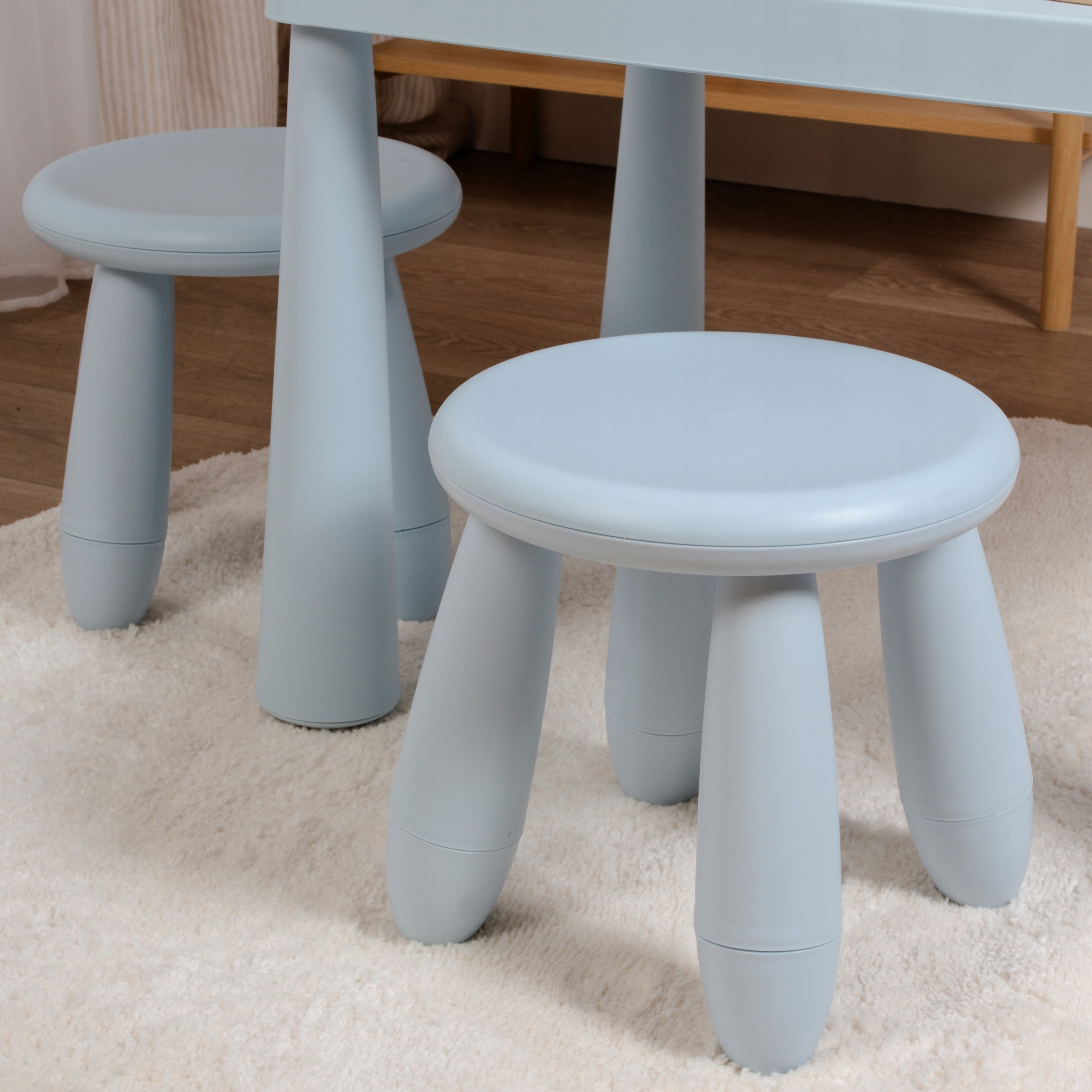 KRZESEŁKO DLA DZIECI KRZESŁO DZIECIĘCE PLASTIKOWE STOŁEK niebieski STABILNY Wysokość siedziska 30 cm