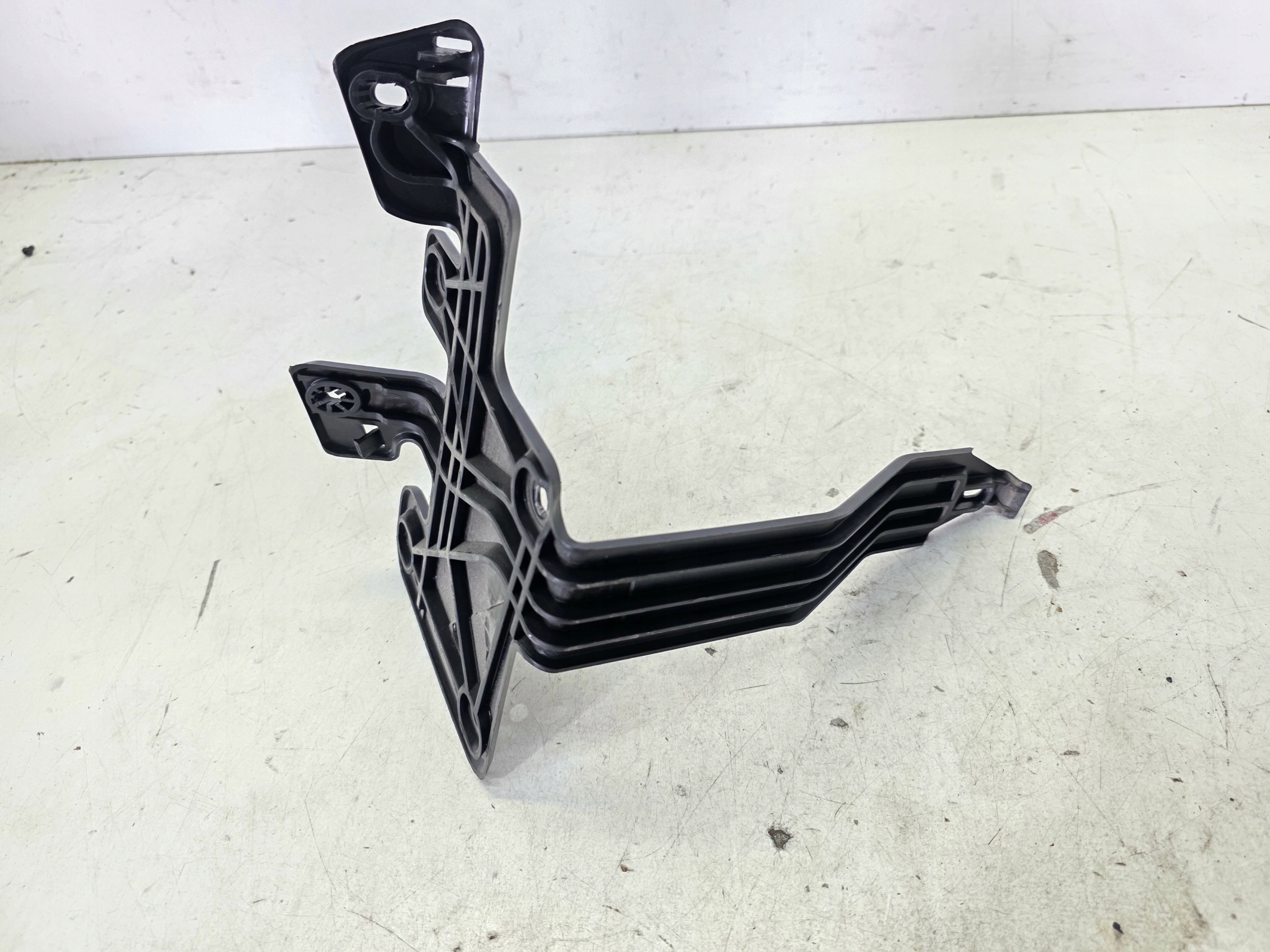 bracket holder STEROWNIKA AUDI A6 C8 4K0907349