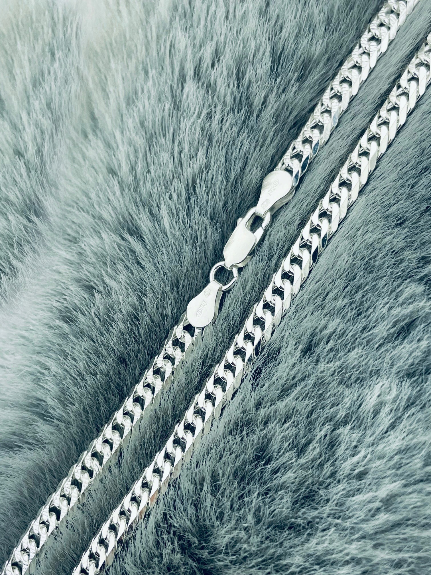 Stříbrný řetízek Rombo se vzorem