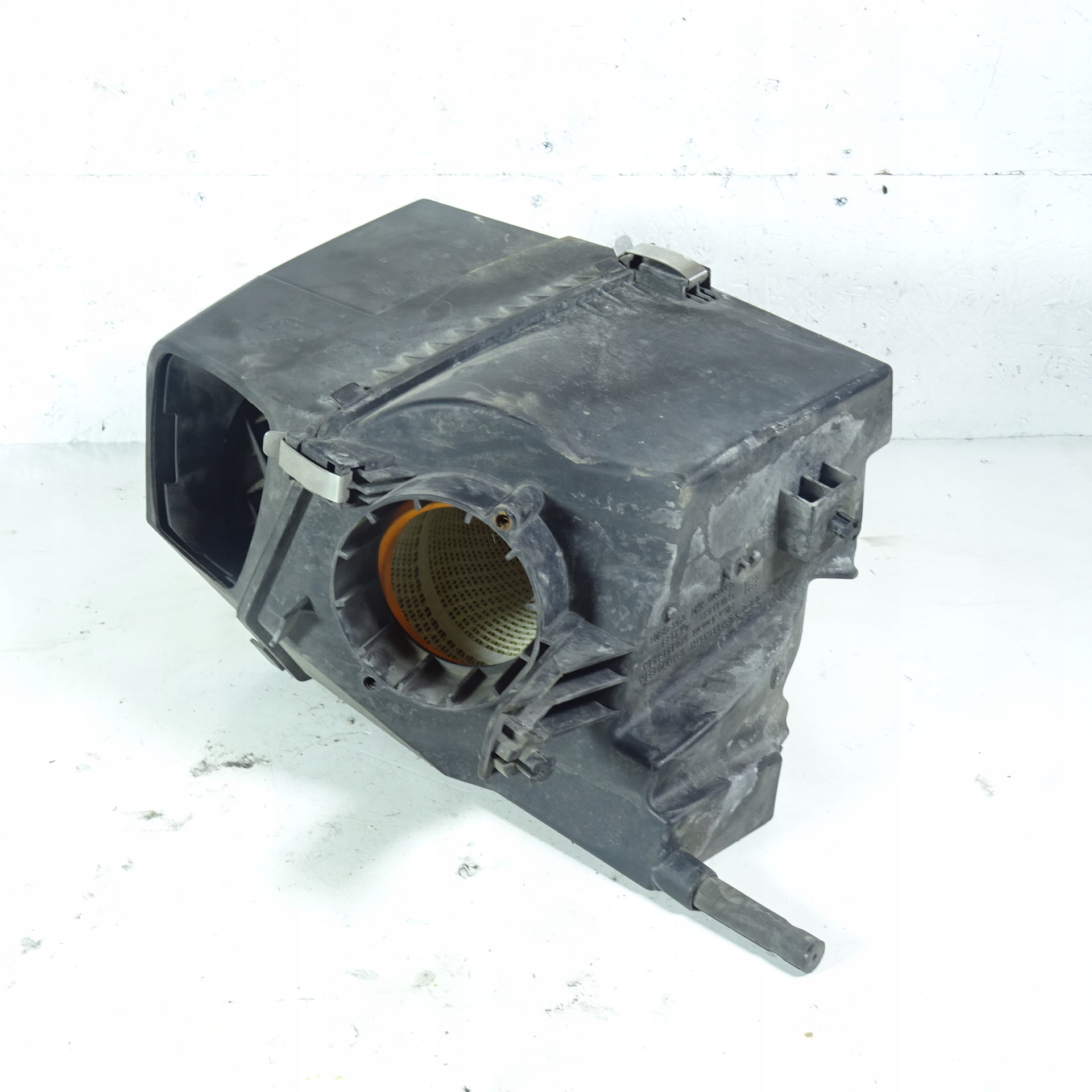 AUDI A6 C6 Gehäuse filter luft 4F0133835H
