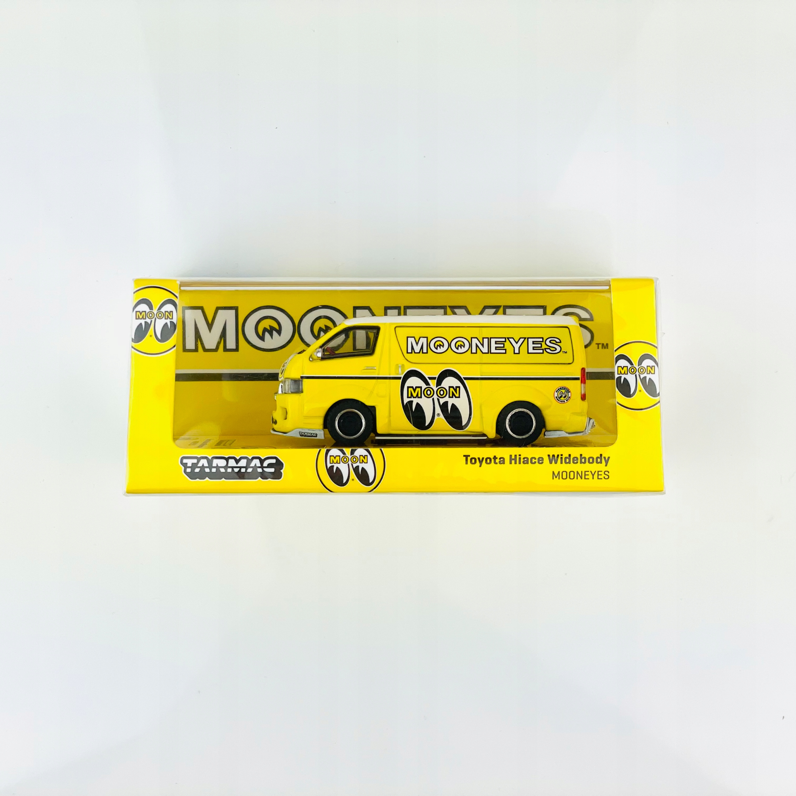 Toyota Hiace Widebody Mooneyes Yellow Tarmac Works 1:64