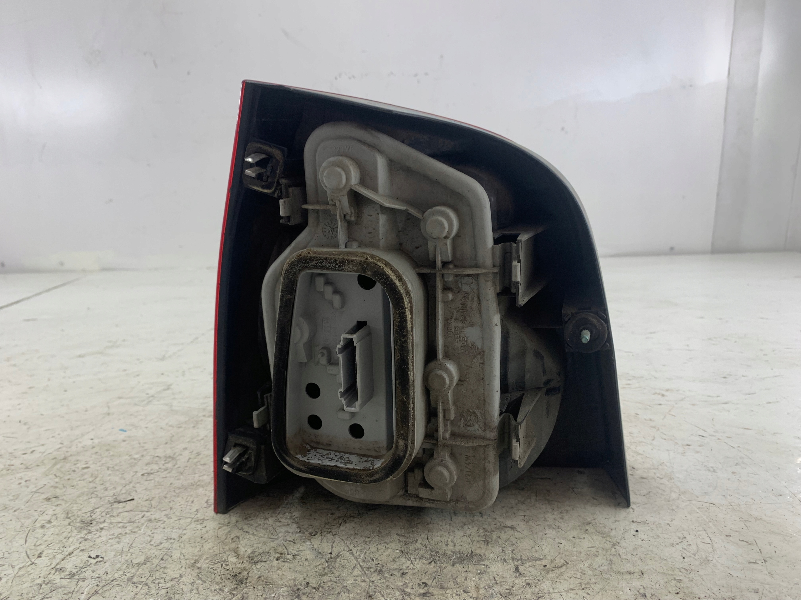 VW POLO IV 9N light right rear part