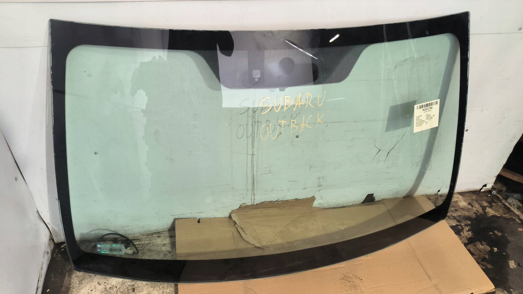 OKNO predok železná SUBARU OUTBACK IV