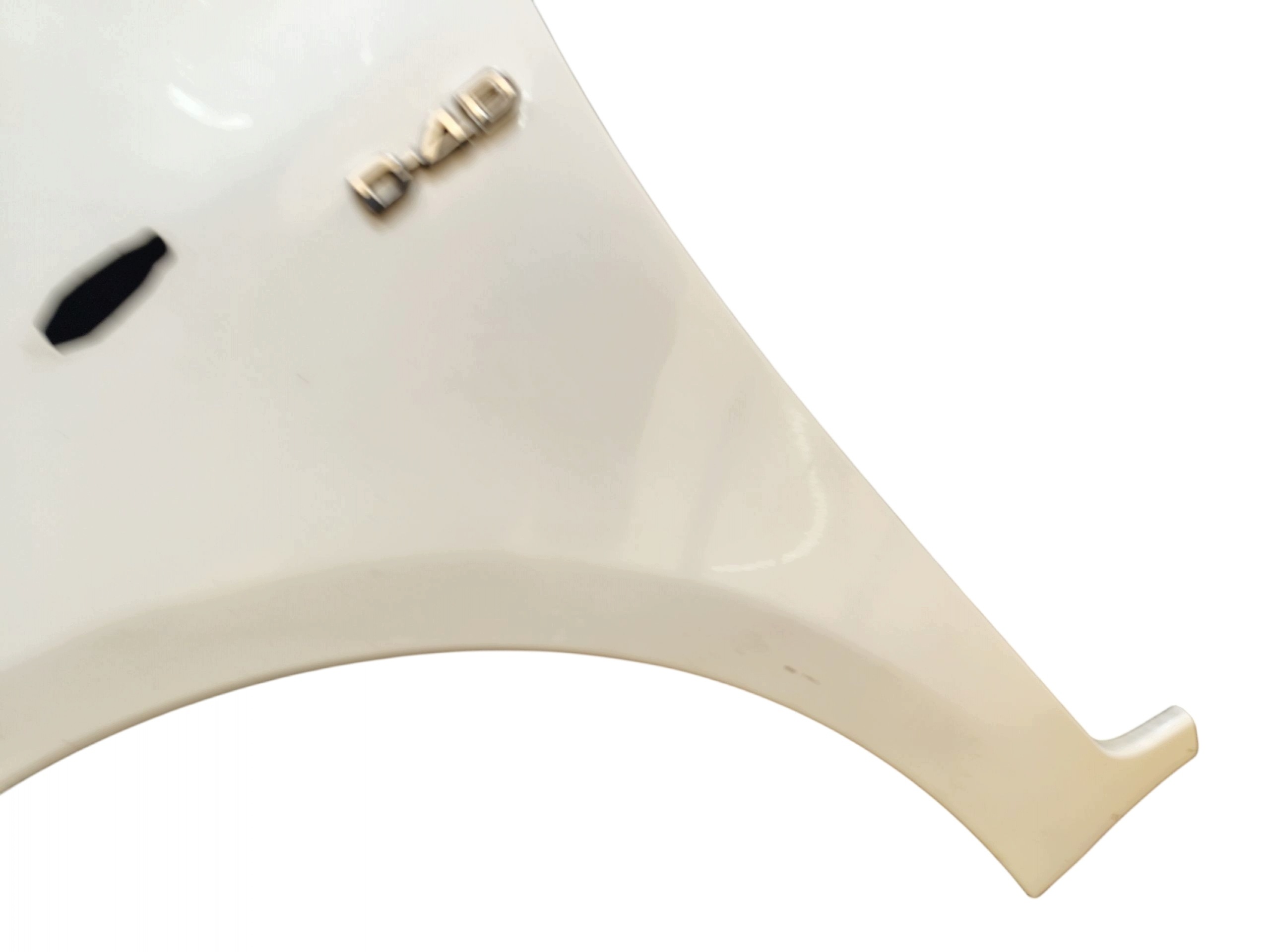 fender left front TOYOTA YARIS II LAK: 068 (05-09)