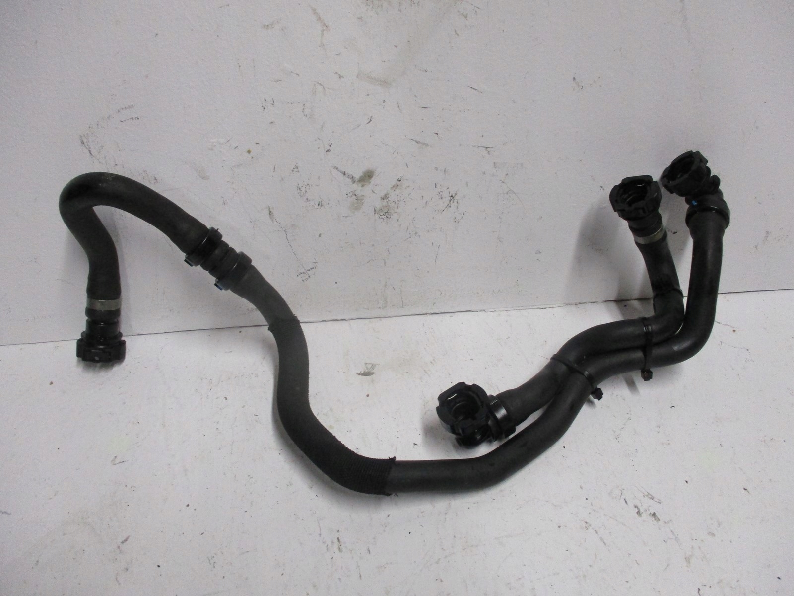 trouba hadice RENAULT 215753014R