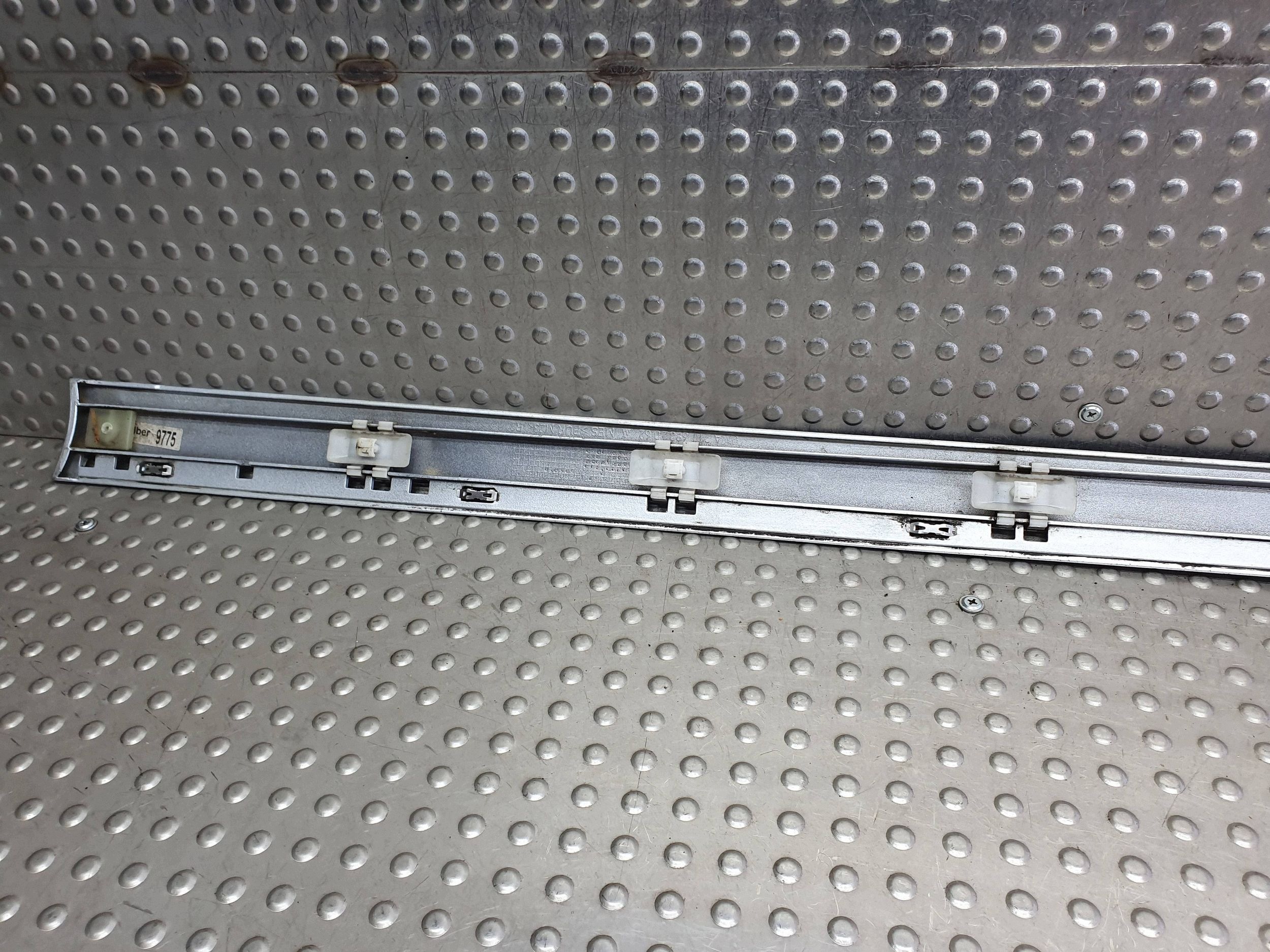 moulding door right front CHROM A2116902062 MERCEDES E-class W211