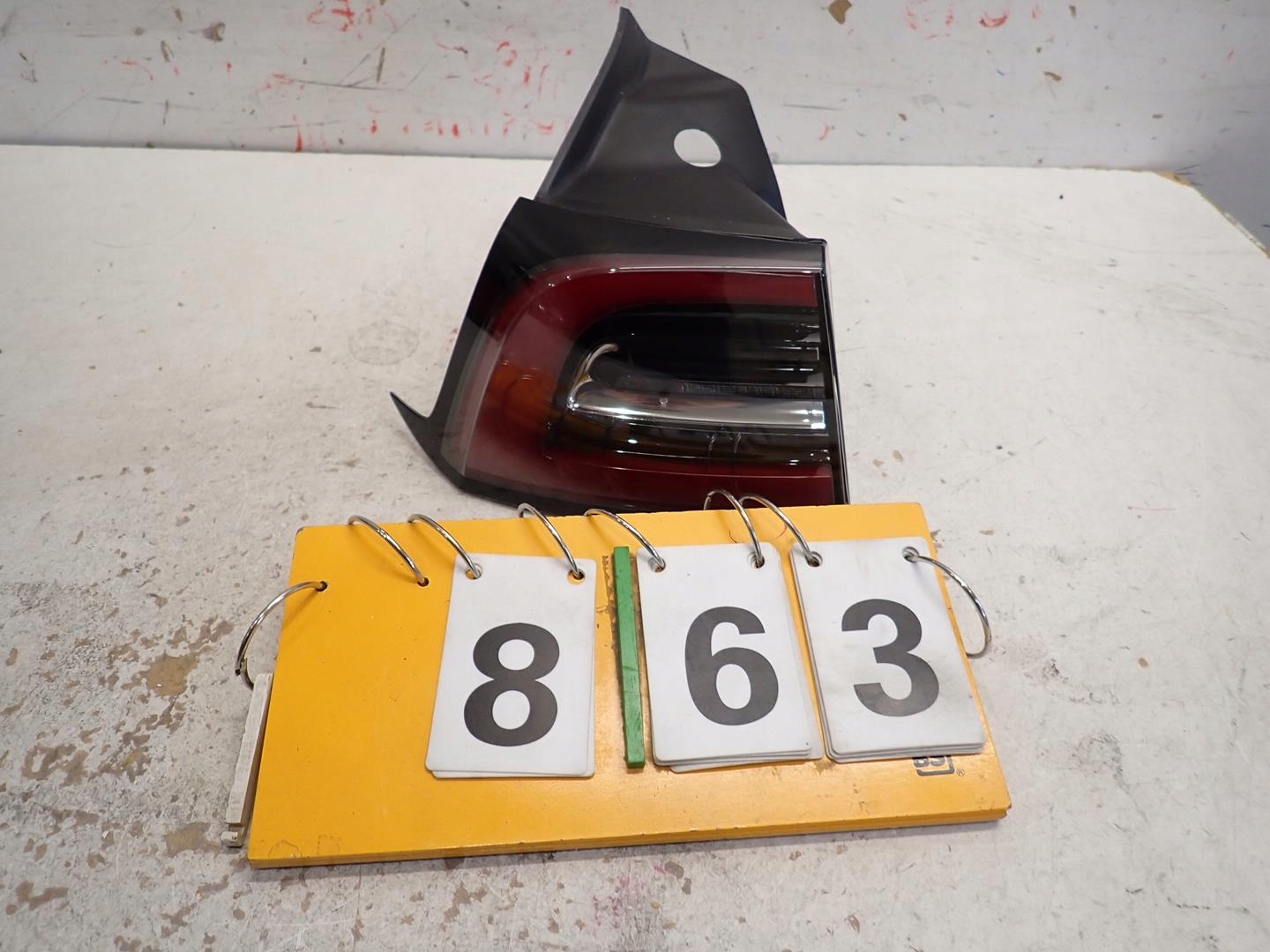 light rear part rear left TESLA 3 2017- 1077397
