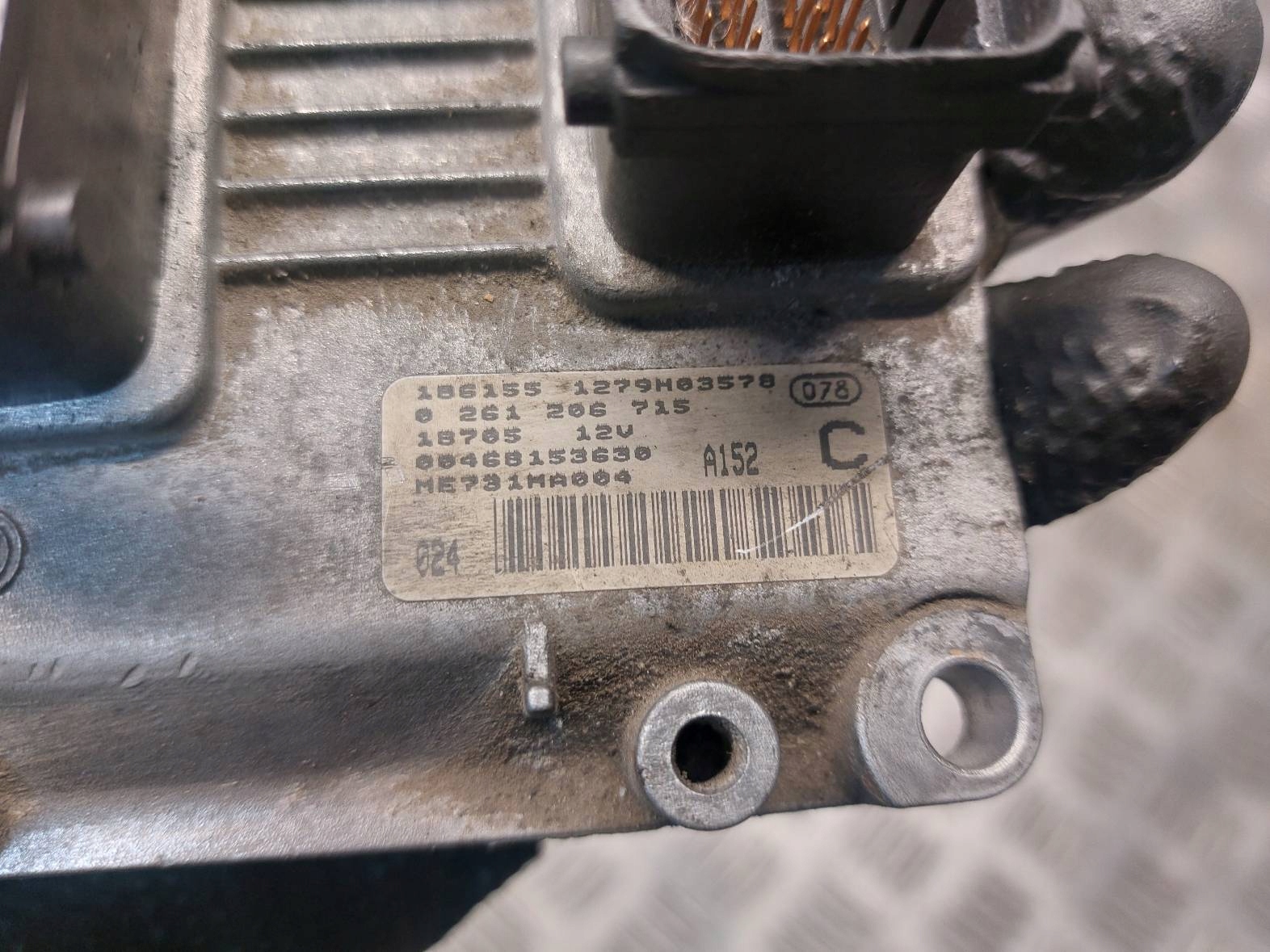 computer Centralina Motore ALFA ROMEO 147 e 1.6 16V 0261206715