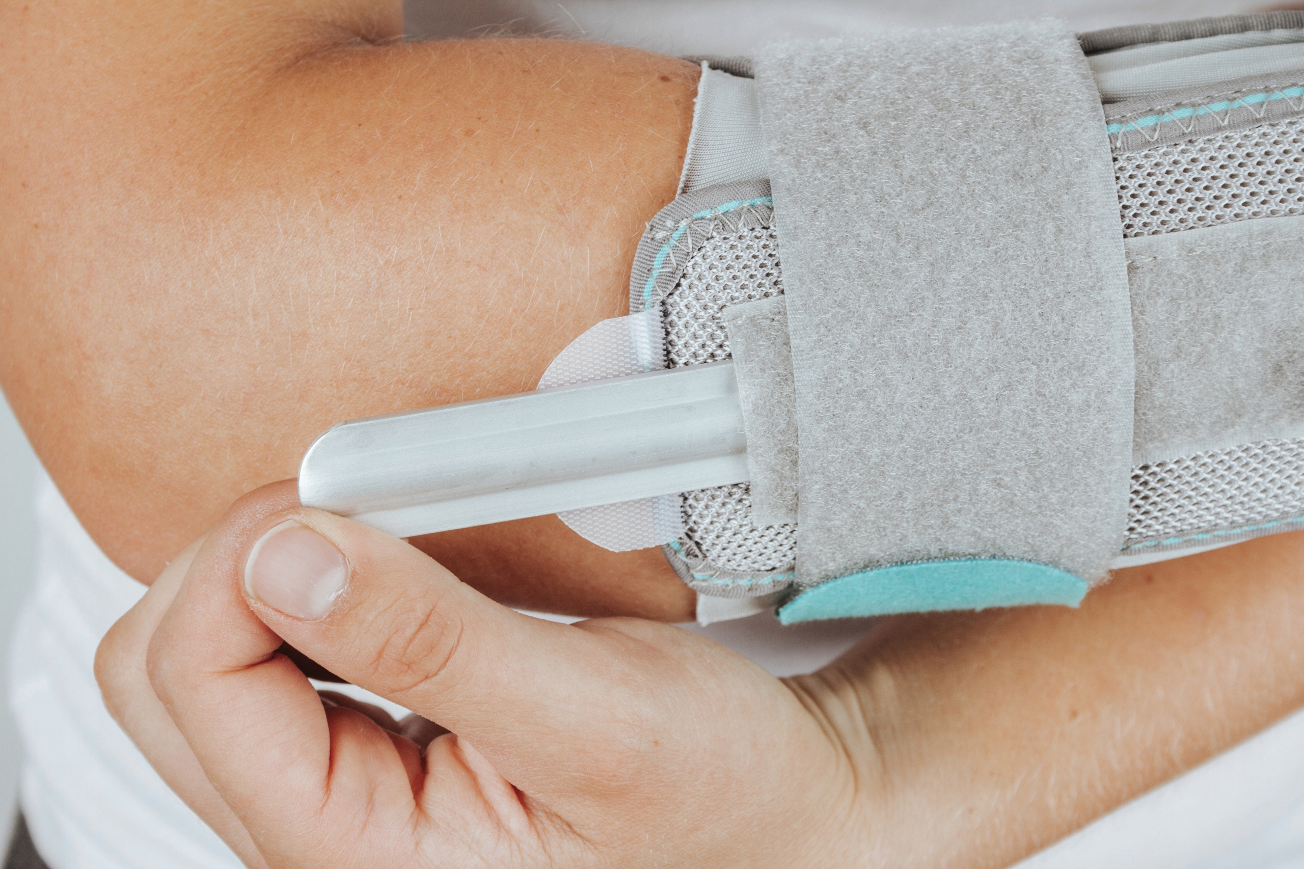 ORTEZA PRZEDRAMIENIA STABILIZATOR RĘKI SZYNA Model Stabilizator przedramienia